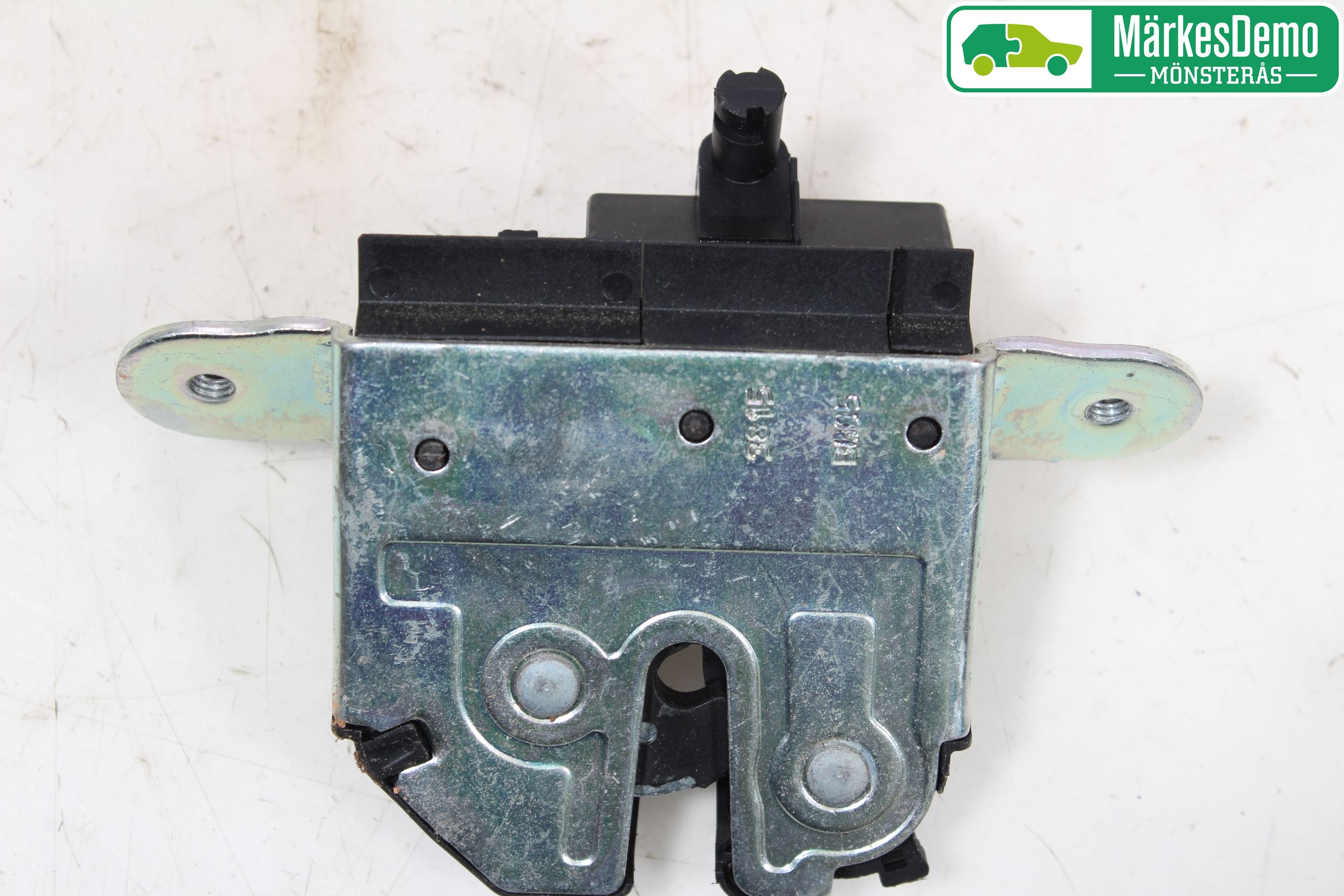 Opel CORSA E 15-19 Låskista Baklucka