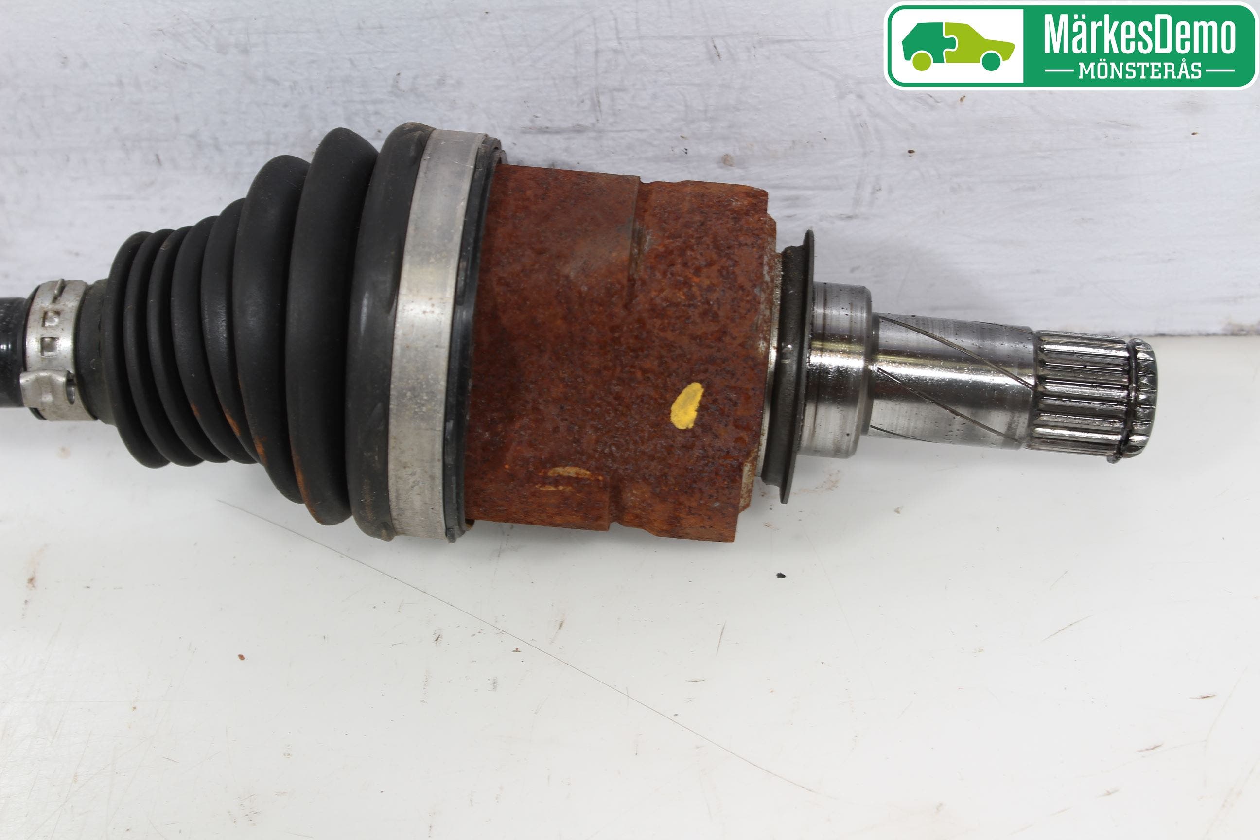 Opel CORSA E 15-19 Drivaxel Fram Höger