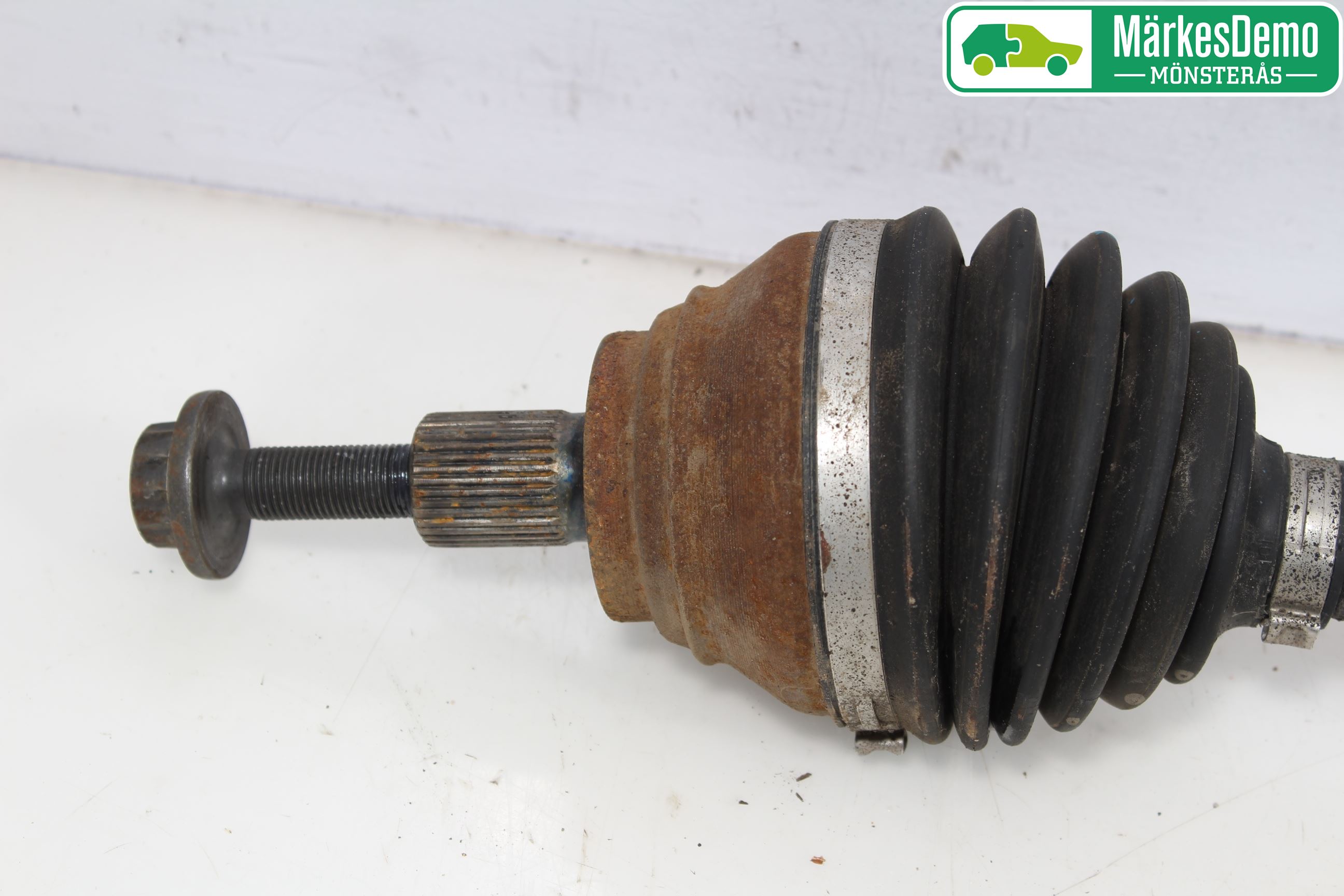 Volkswagen VW GOLF / E-GOLF VII 13-20 Drivaxel Fram Höger