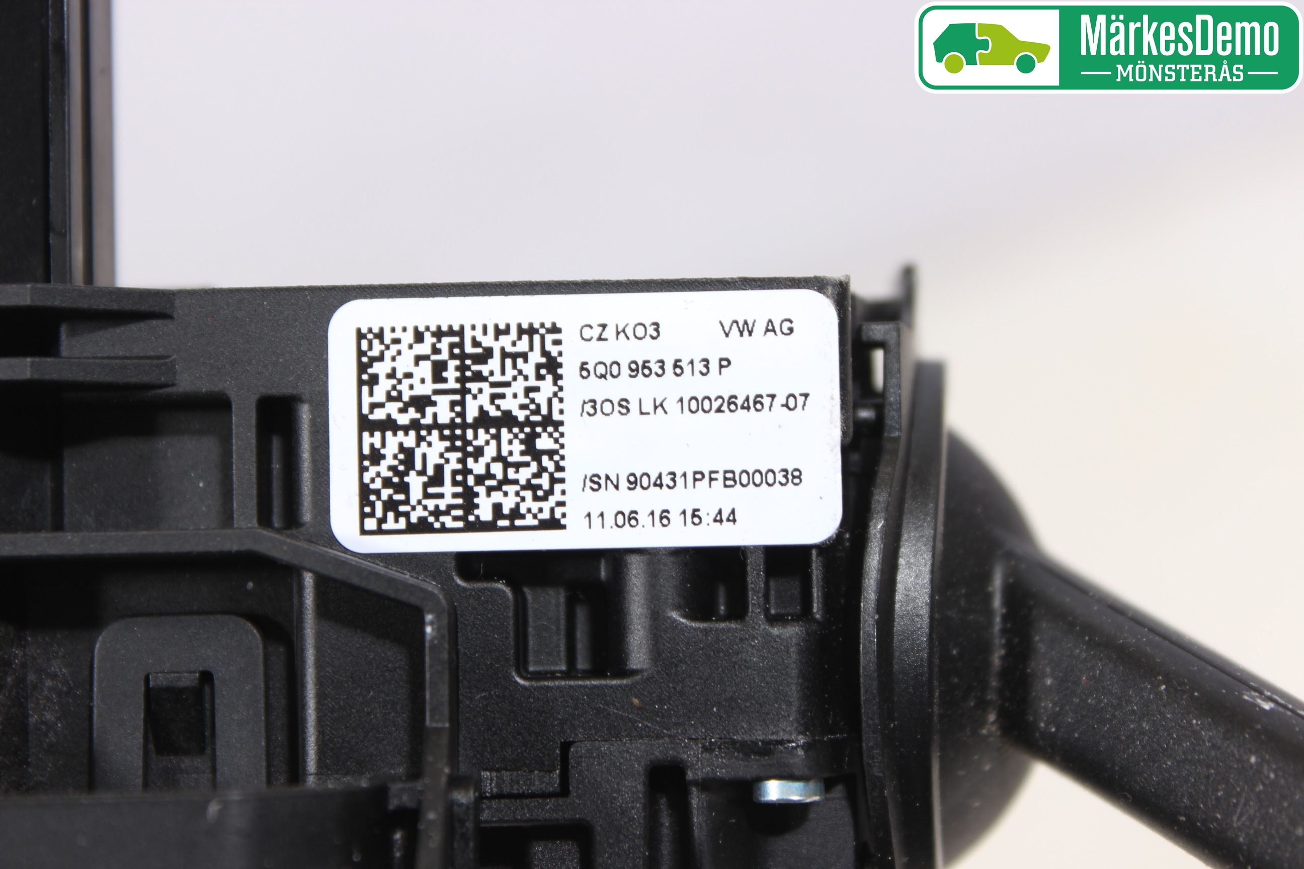 Volkswagen VW GOLF / E-GOLF VII 13-20 Spakcentral