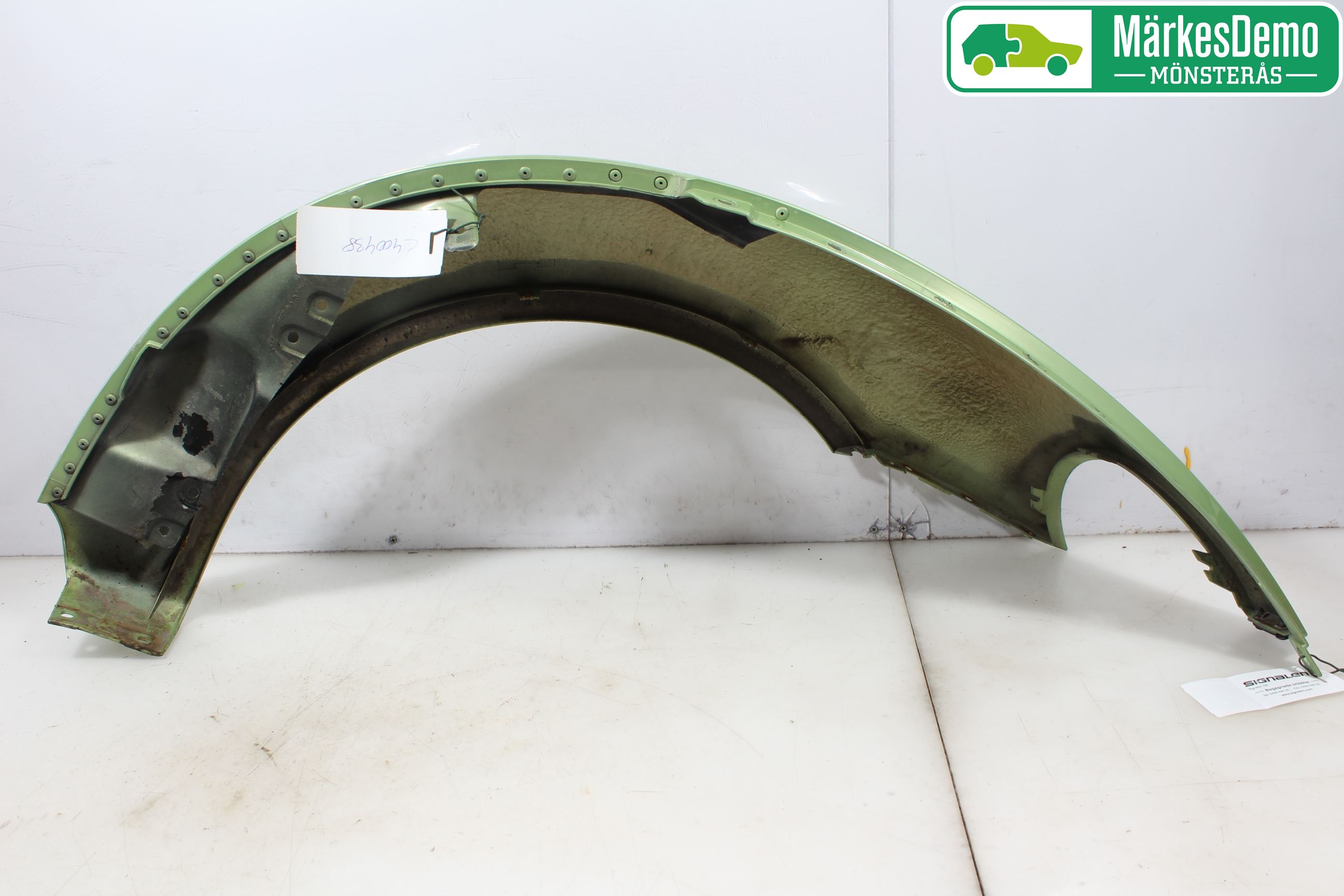 Volkswagen VW BEETLE 98-10 Skärm Fram Vänster