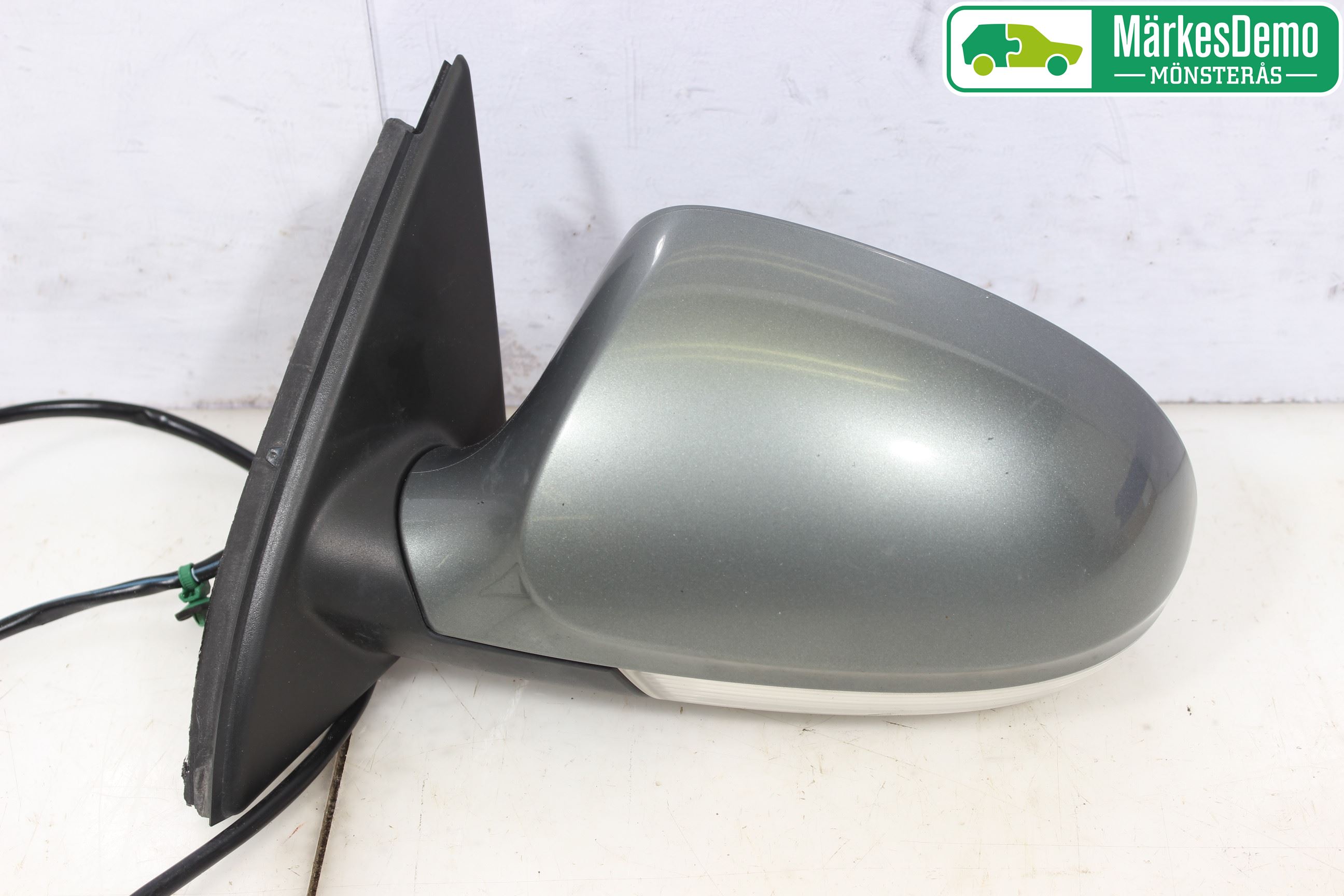 Volkswagen VW PASSAT 05-11 Spegel Yttre El Vä