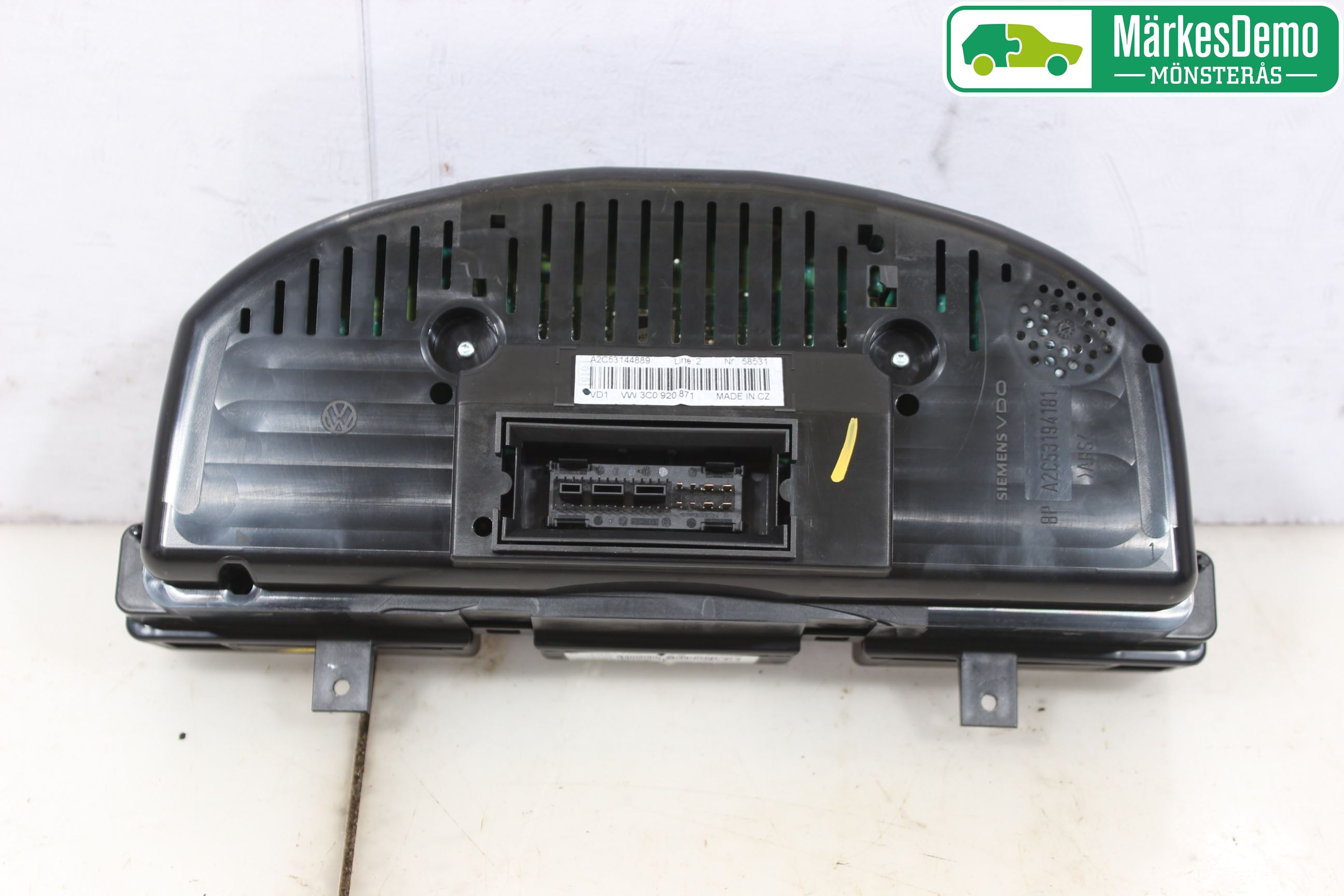 Volkswagen VW PASSAT 05-11 Instrument Komb