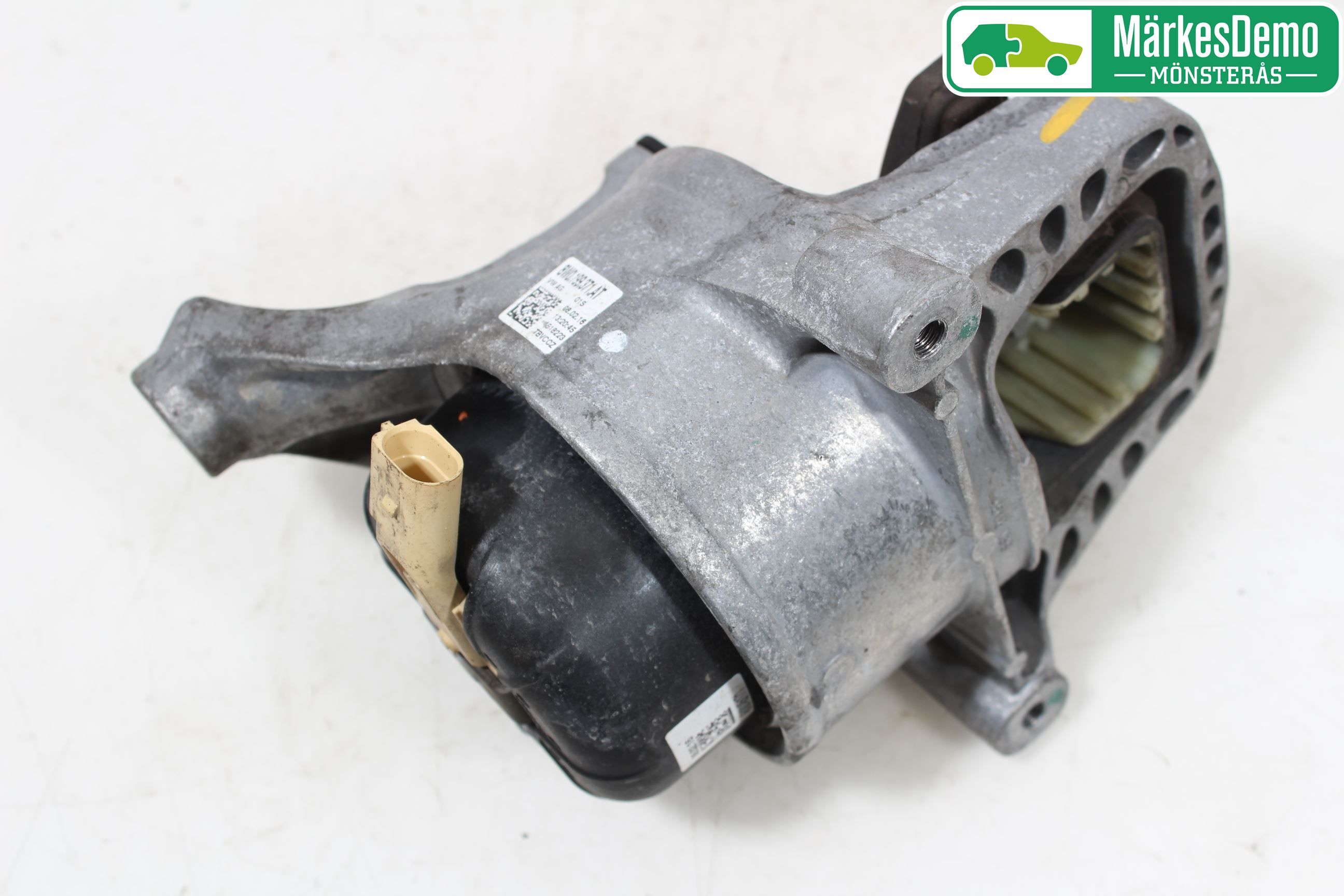 Audi A4/S4 B9 16-19 Motorkudde