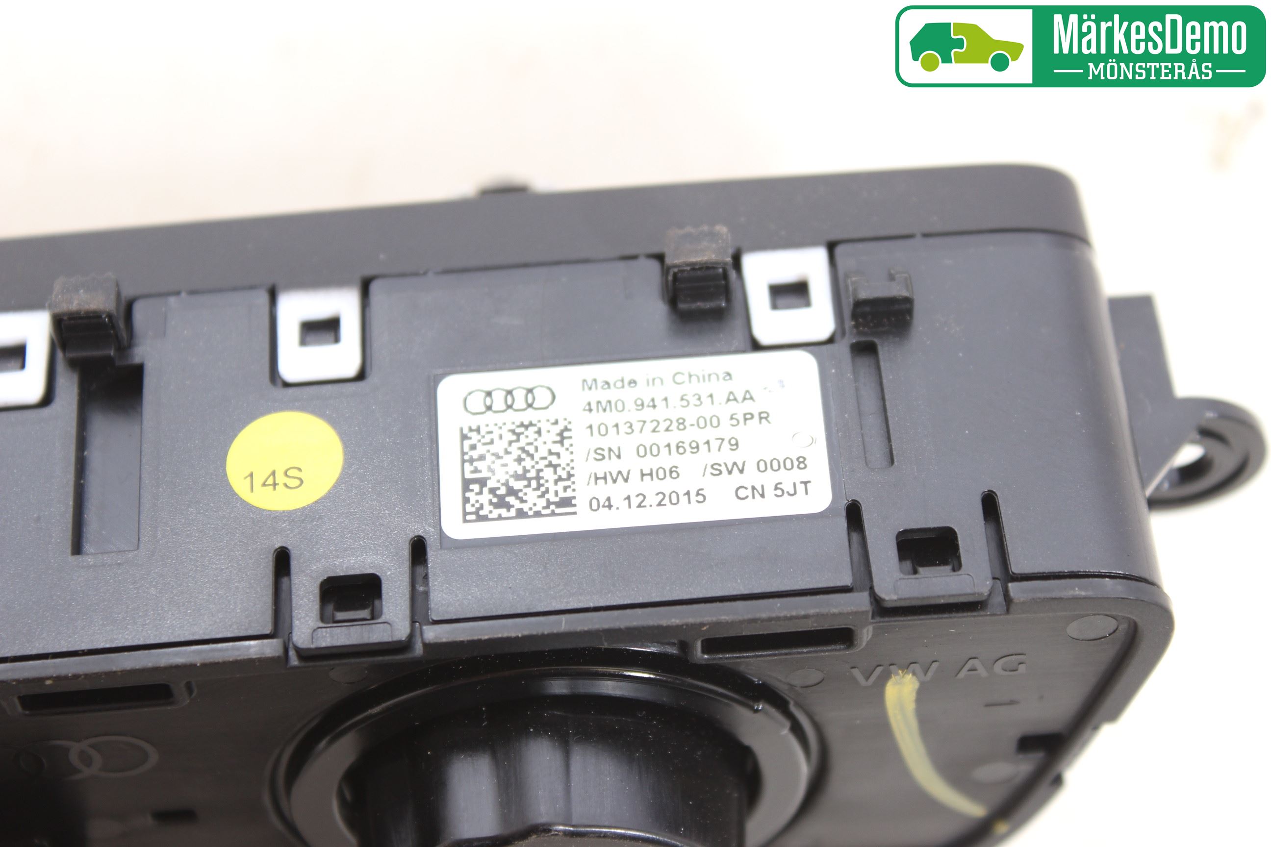 Audi A4/S4 B9 16-19 Strömställare Ljus