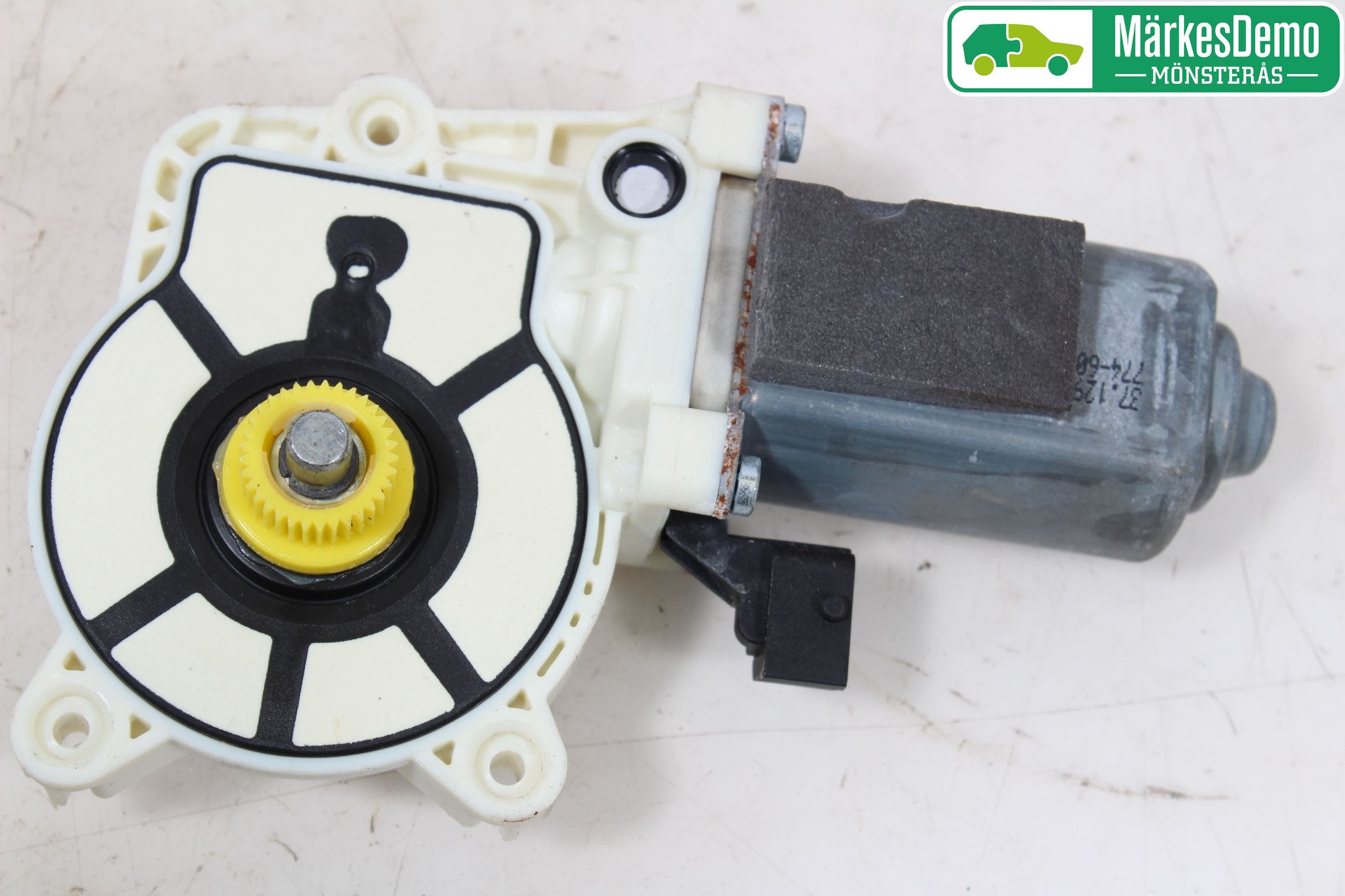 Saab 9-3 VER2/VER3 08-15 Fönsterhissmotor