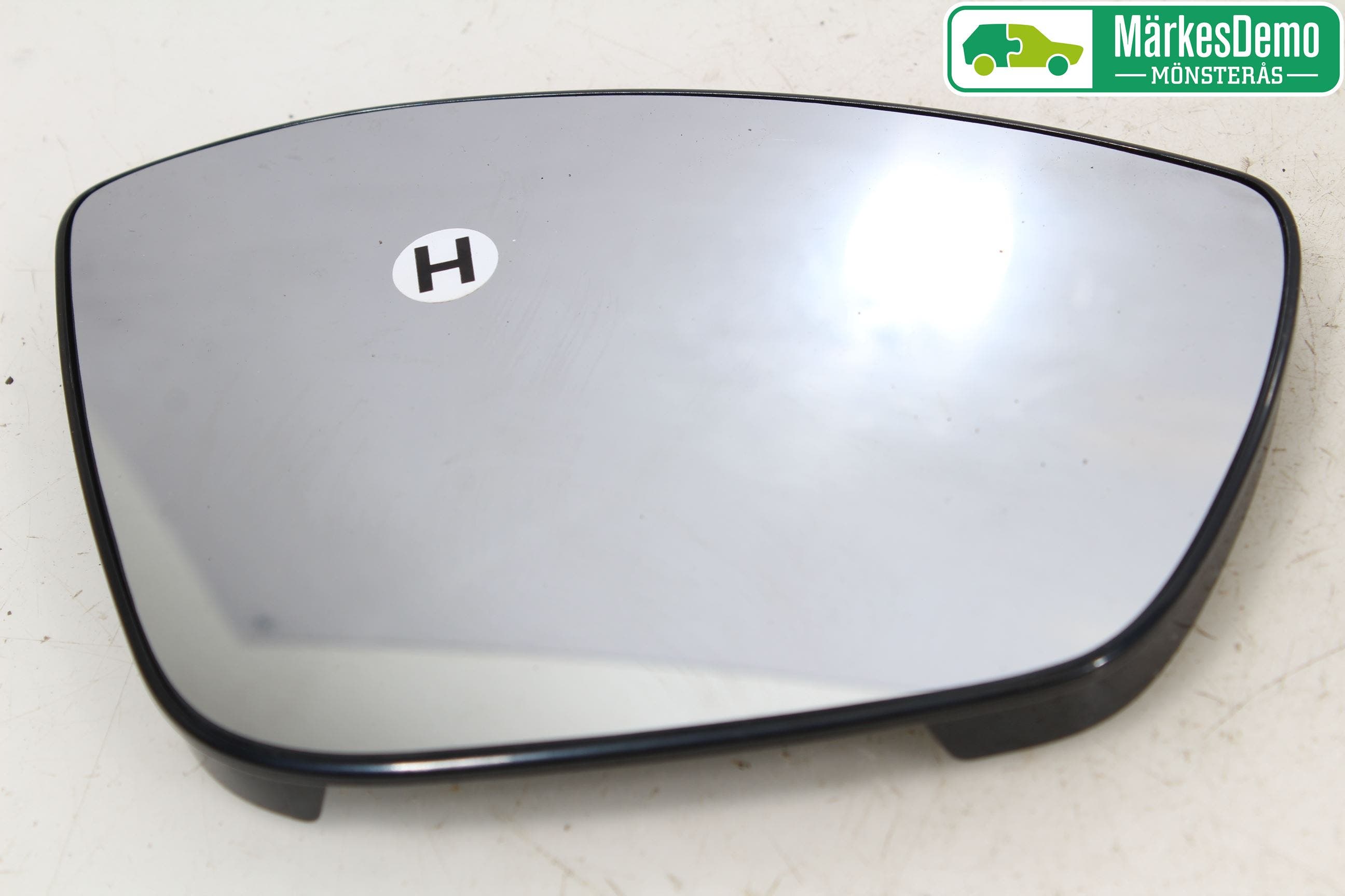 Peugeot 2008 13-20 Spegelglas Hö