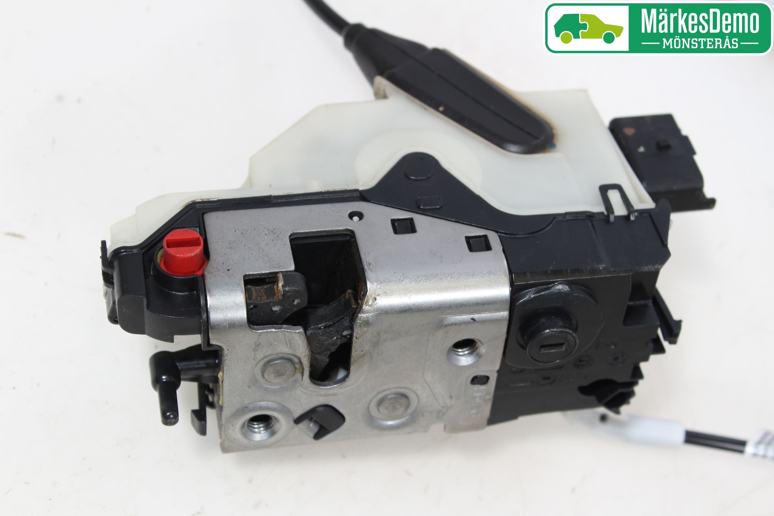 Peugeot 2008 13-20 Låskista-Dörrlås