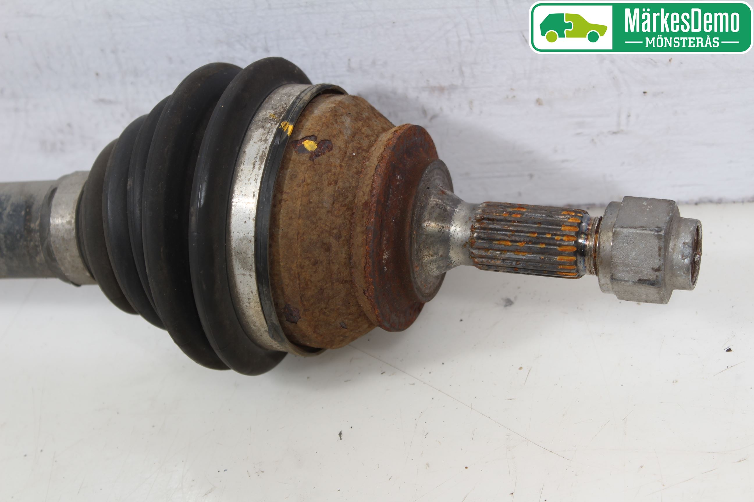 Peugeot 2008 13-20 Drivaxel Fram Höger