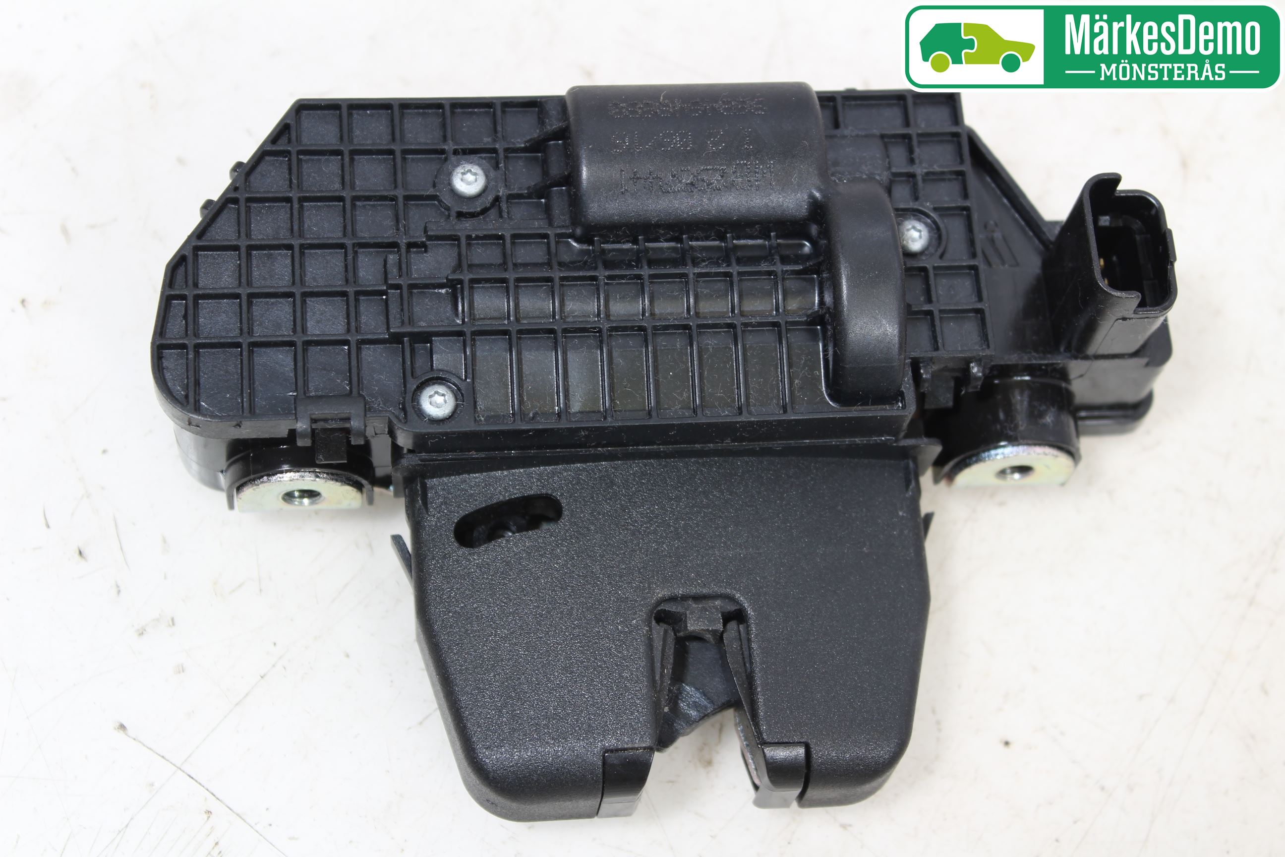 Peugeot 2008 13-20 Låskista Baklucka