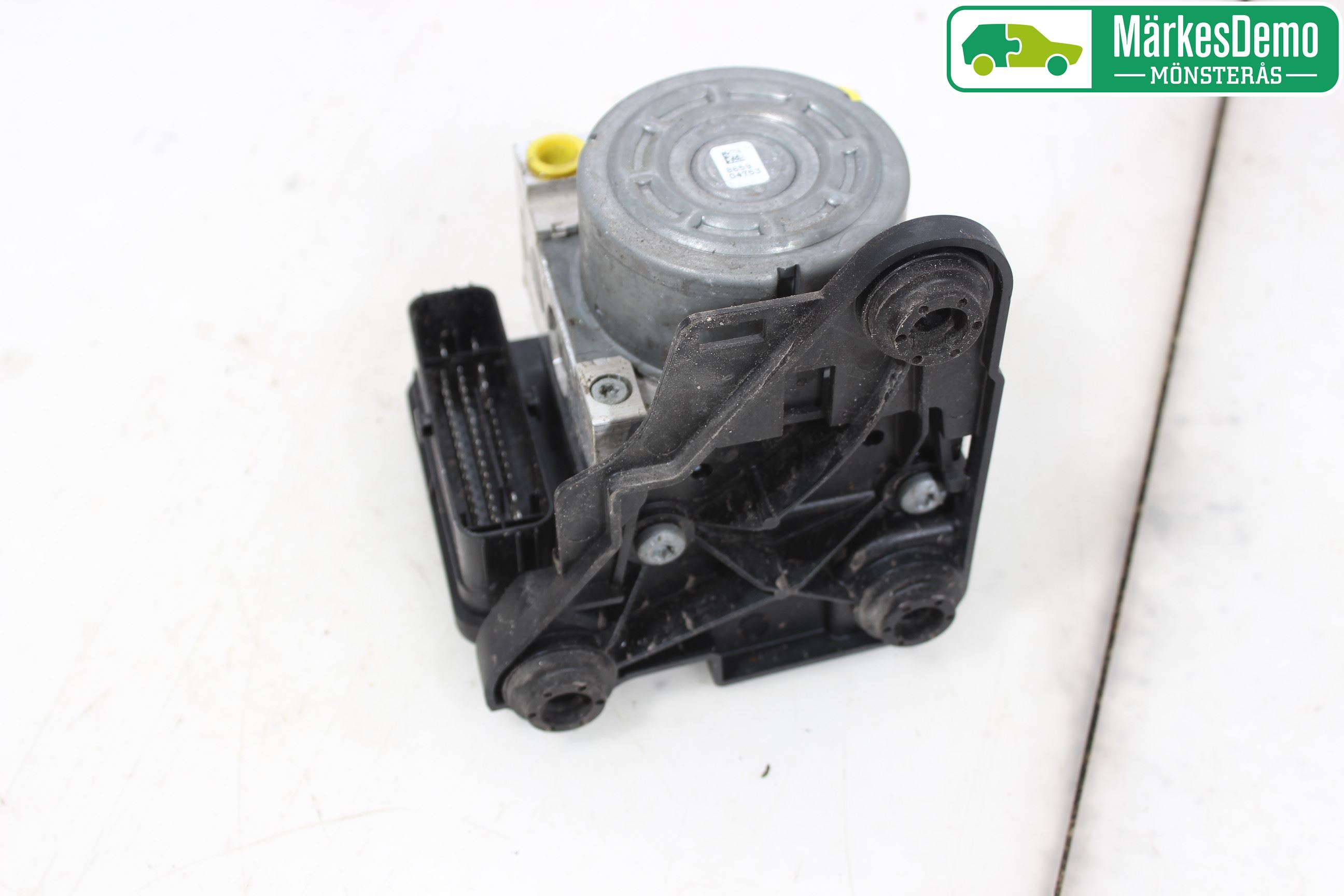 Volkswagen VW PASSAT 15-19 Abs Hydraulaggregat