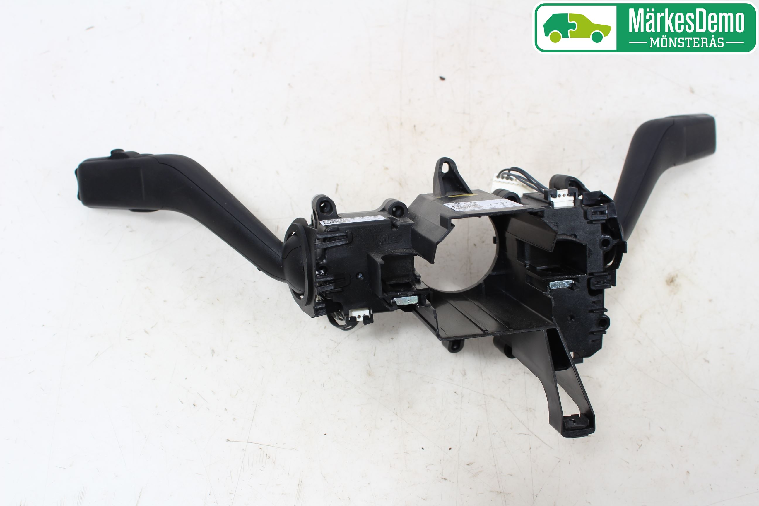 Volkswagen VW PASSAT 11-14 Spakcentral