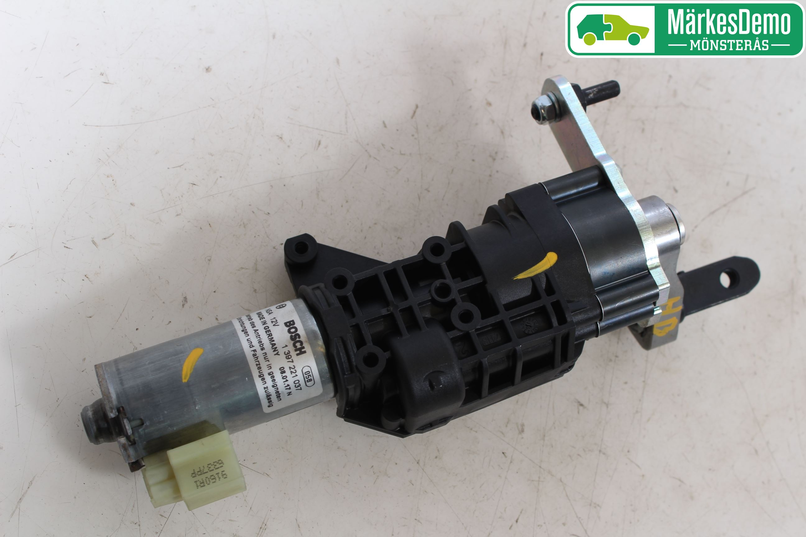 Audi A6/S6 4G 11-18 Bakluckeöppnare Automatisk