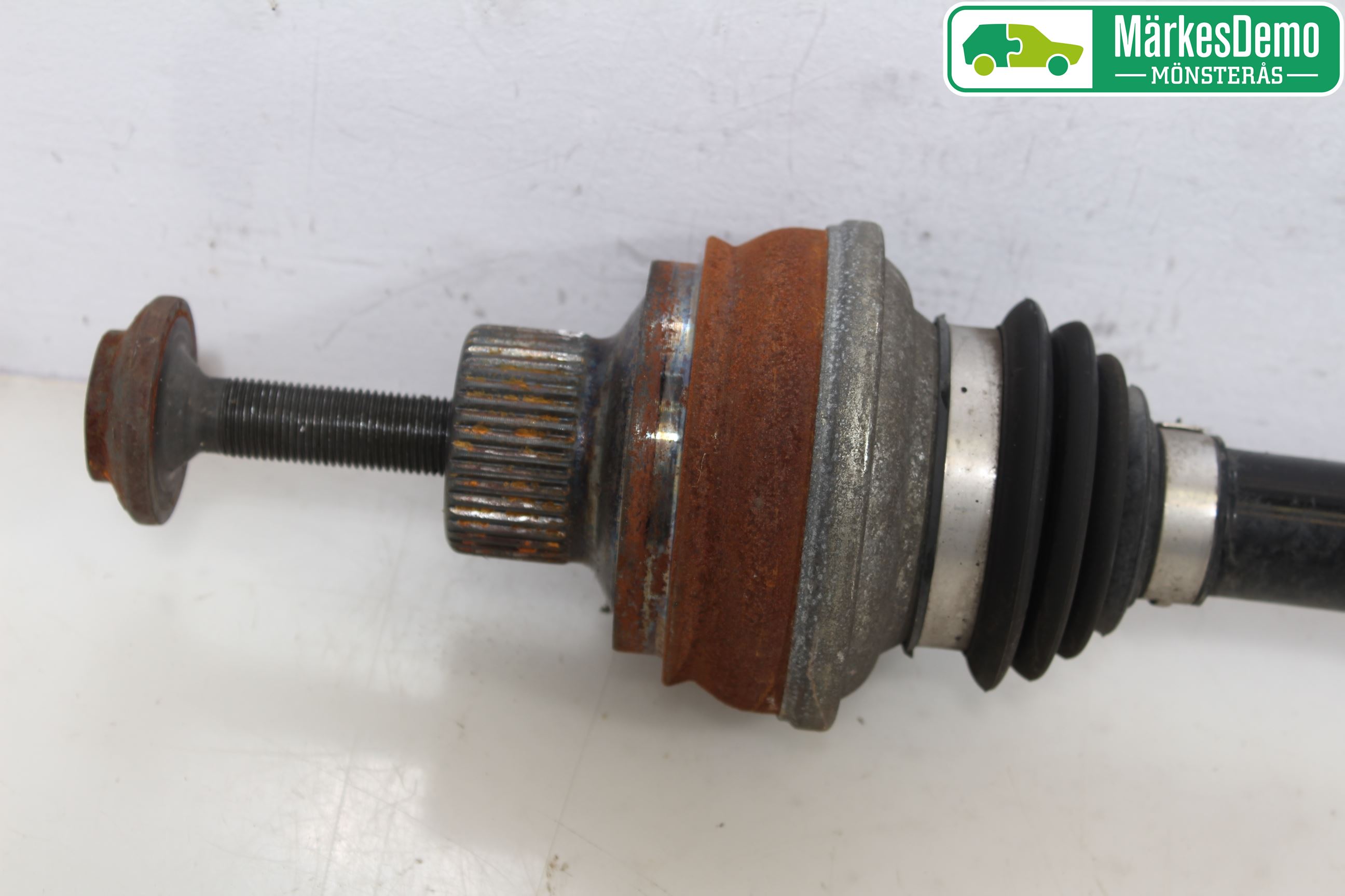 Audi A6/S6 4G 11-18 Drivaxel Fram Vänster