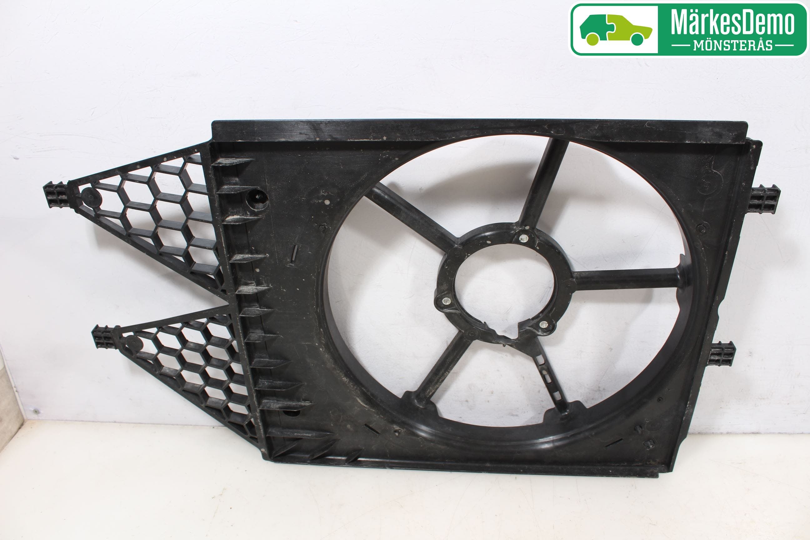 Skoda FABIA 07-14 Kylfläktkåpa