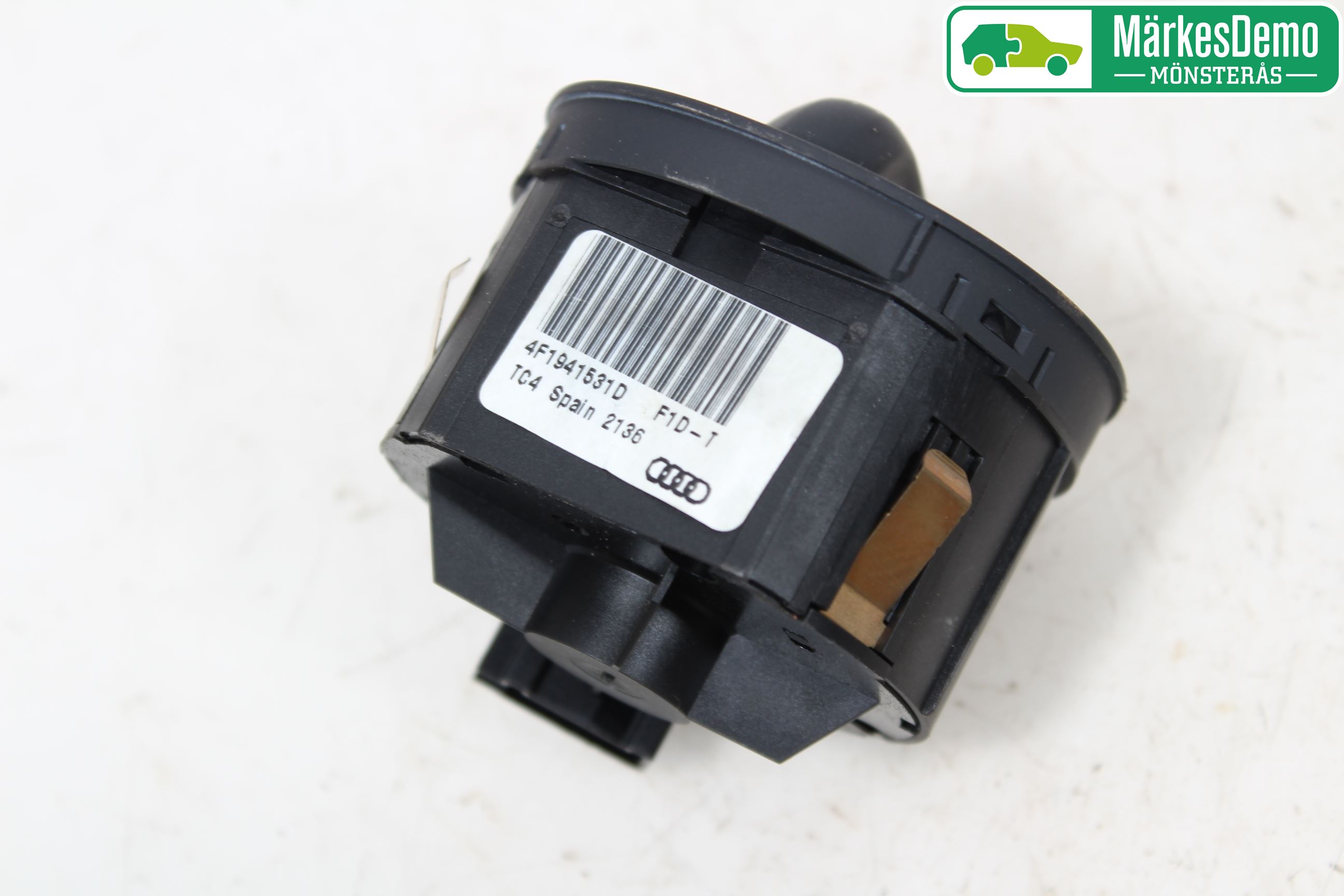 Audi A6/S6     05-11 Strömställare Ljus