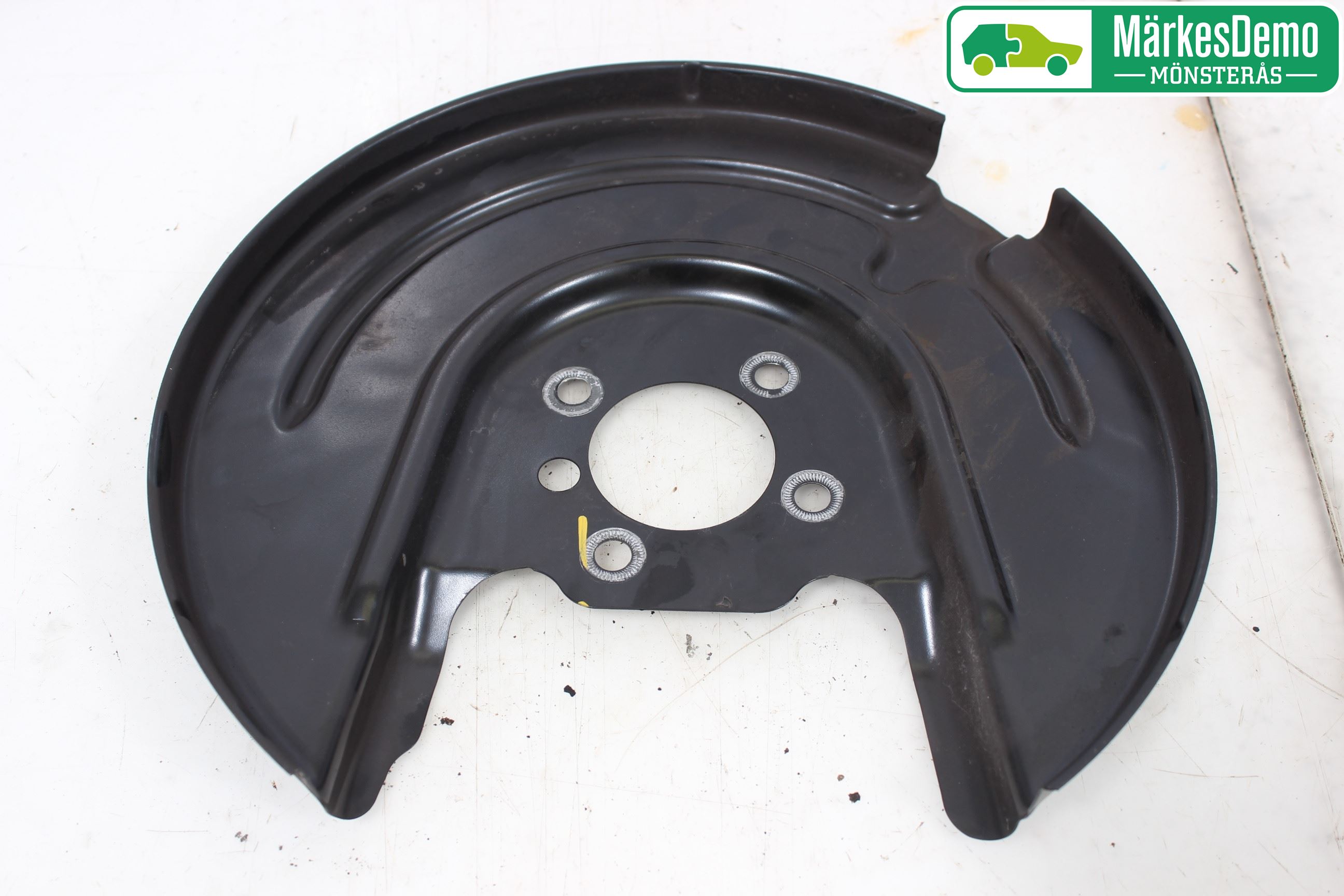 Volkswagen VW GOLF / E-GOLF VII 13-20 Bromssköld Bak