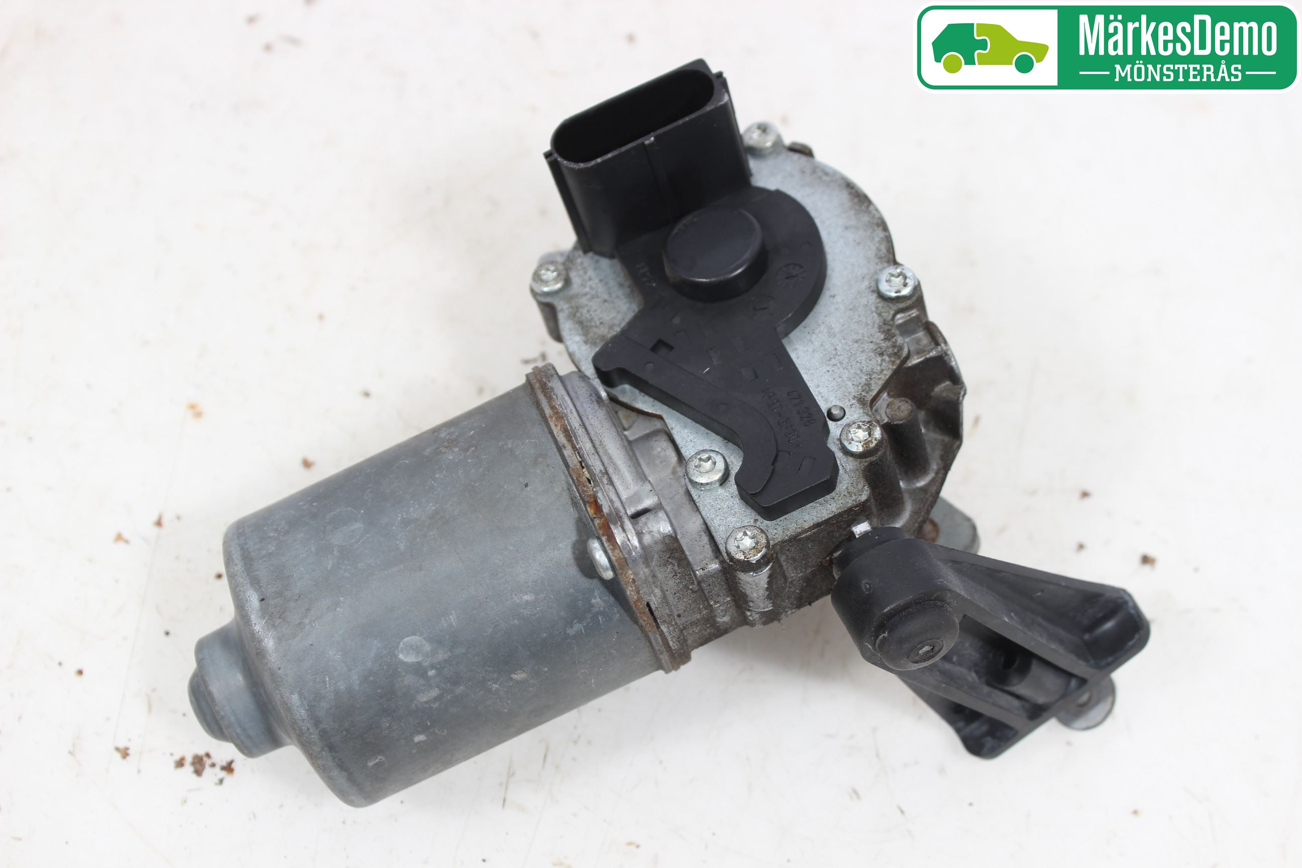 Ford FIESTA     02-05 Torkarmotor Vindruta