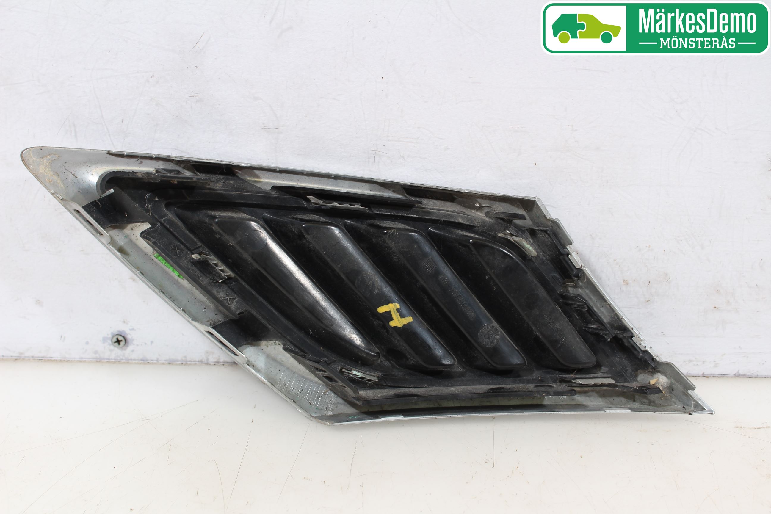Saab 9-3 VER2/VER3 08-15 Grilldel Höger