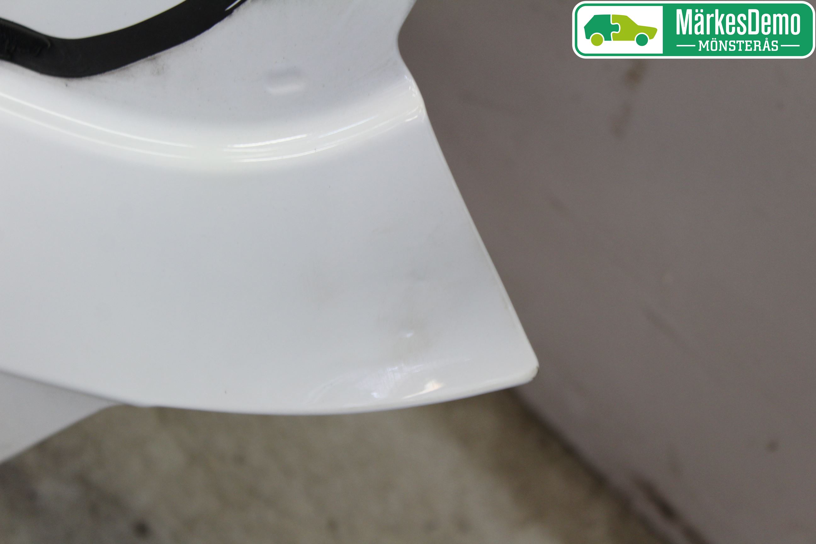 Opel CORSA E 15-19 Baklucka Cc-Kombi-Sedan