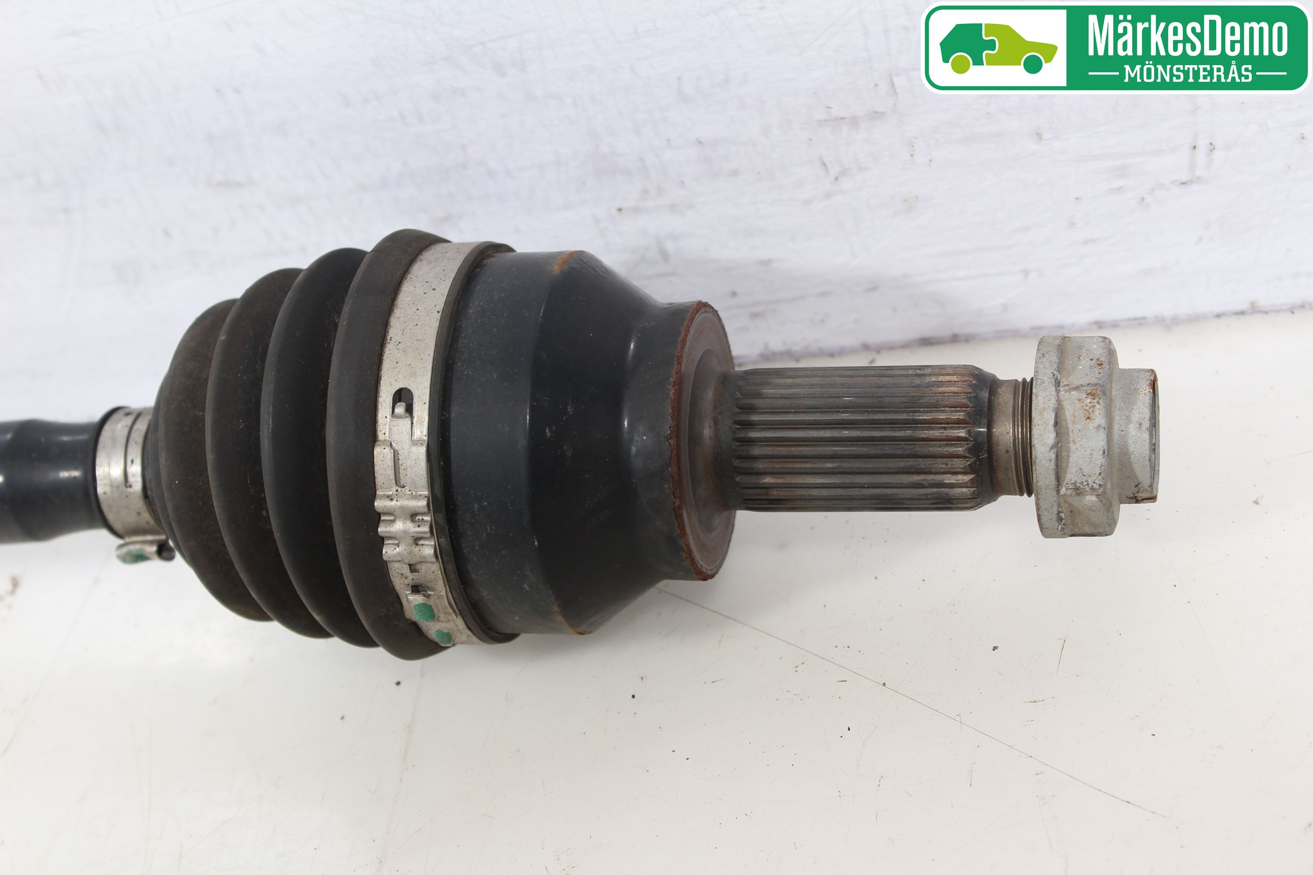 Mini COUPE R56 05-14 Drivaxel Bak Höger