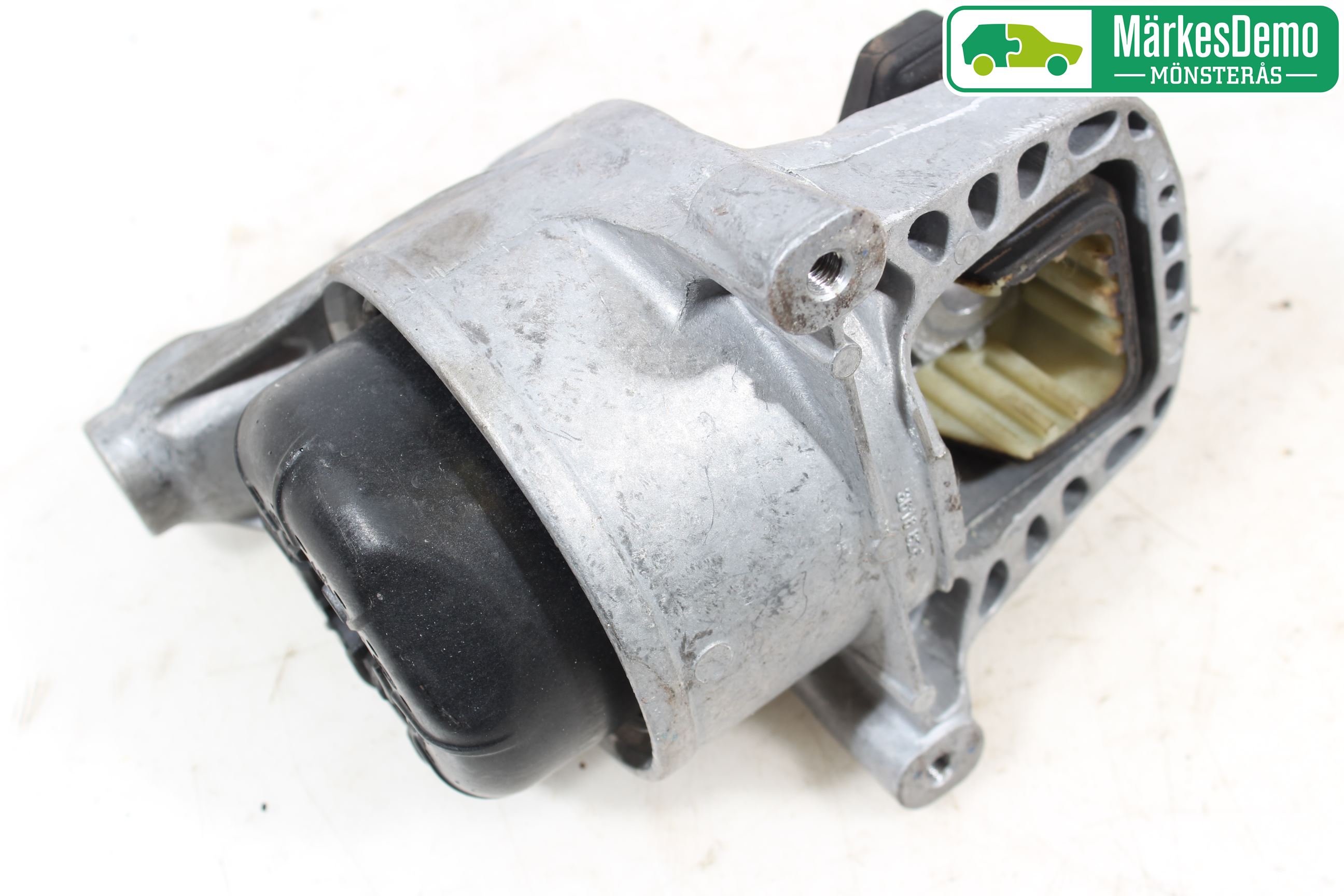 Audi A4/S4 B9 16-19 Motorkudde