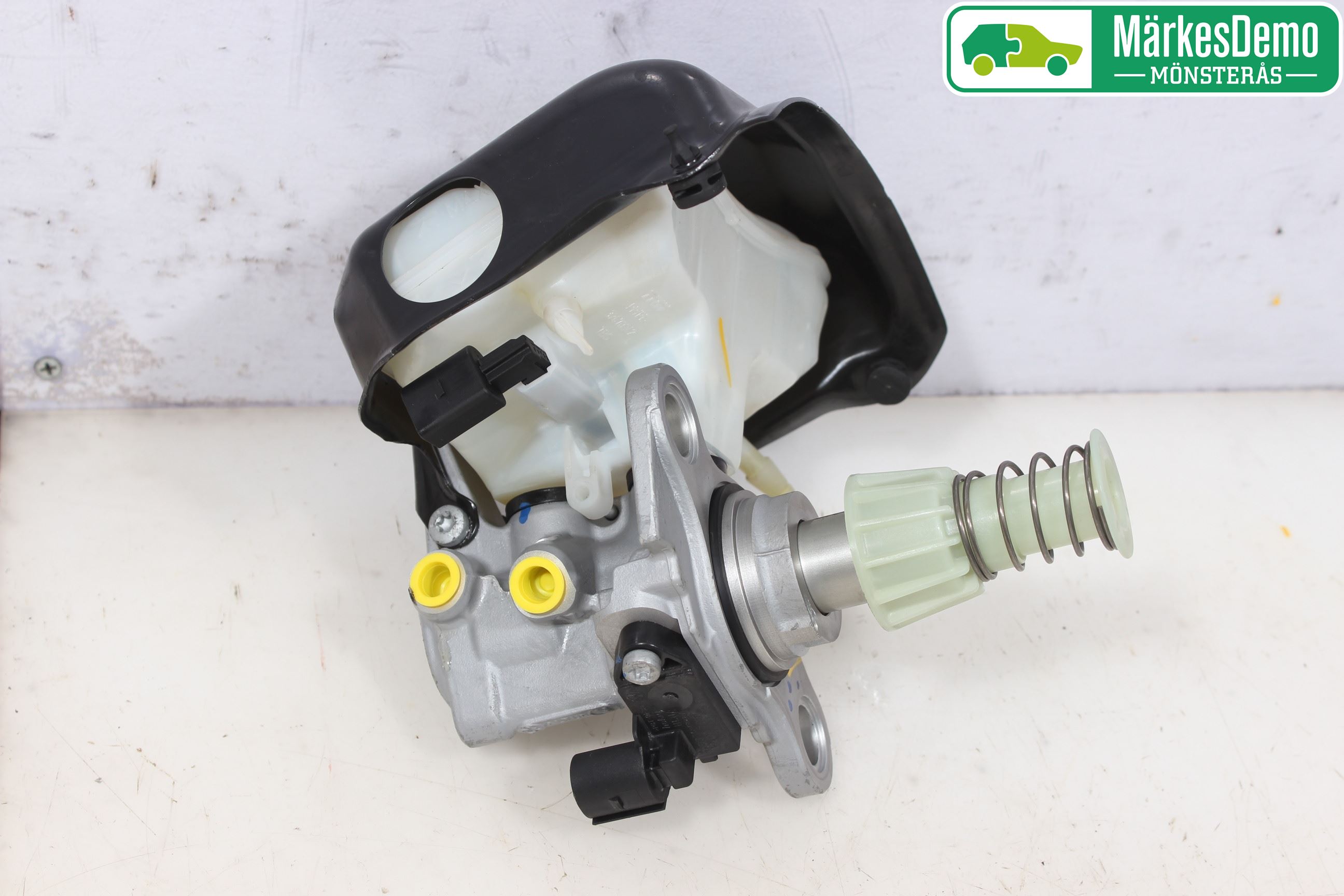 Audi A4/S4 B9 16-19 Broms Huvudcylinder