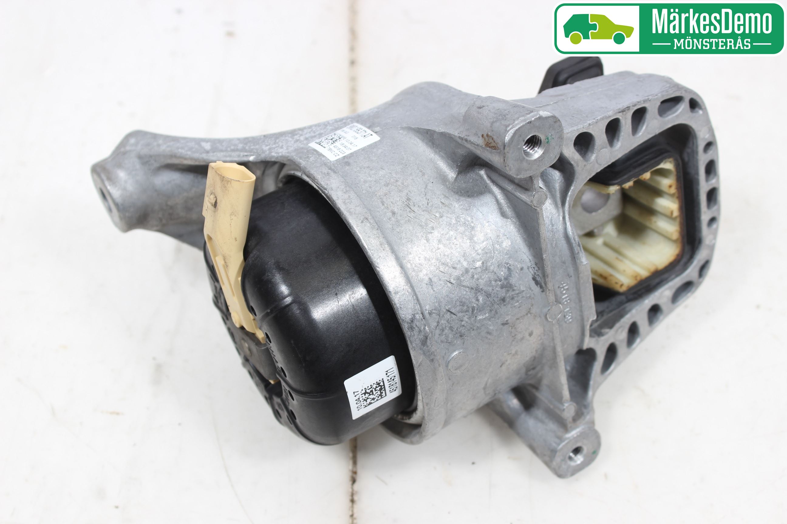 Audi A4/S4 B9 16-19 Motorkudde