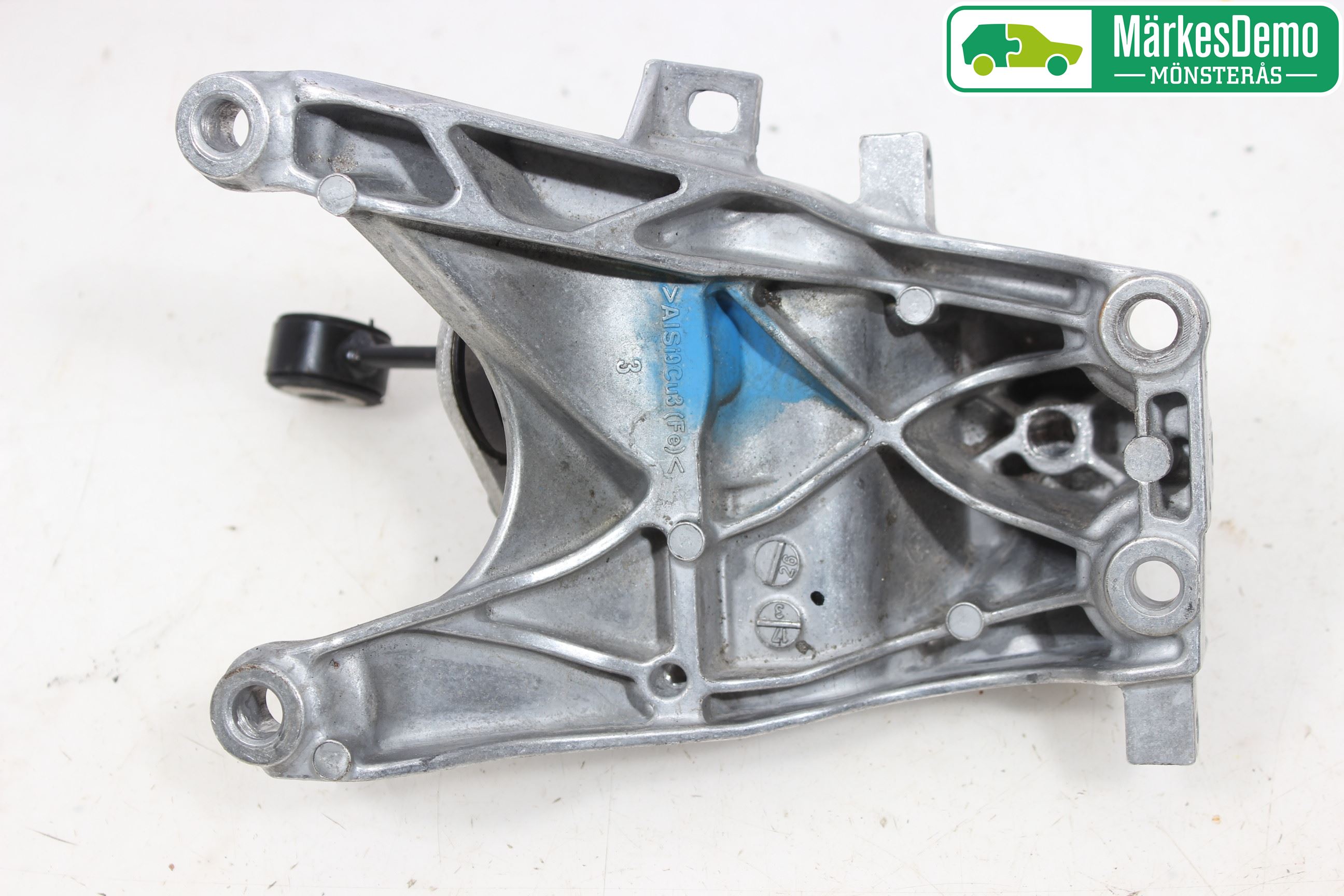 Audi A4/S4 B9 16-19 Motorfäste