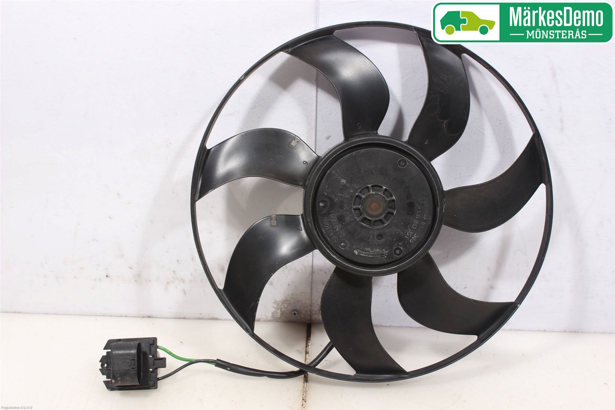 Opel ASTRA J 10-15 Kylfläkt El