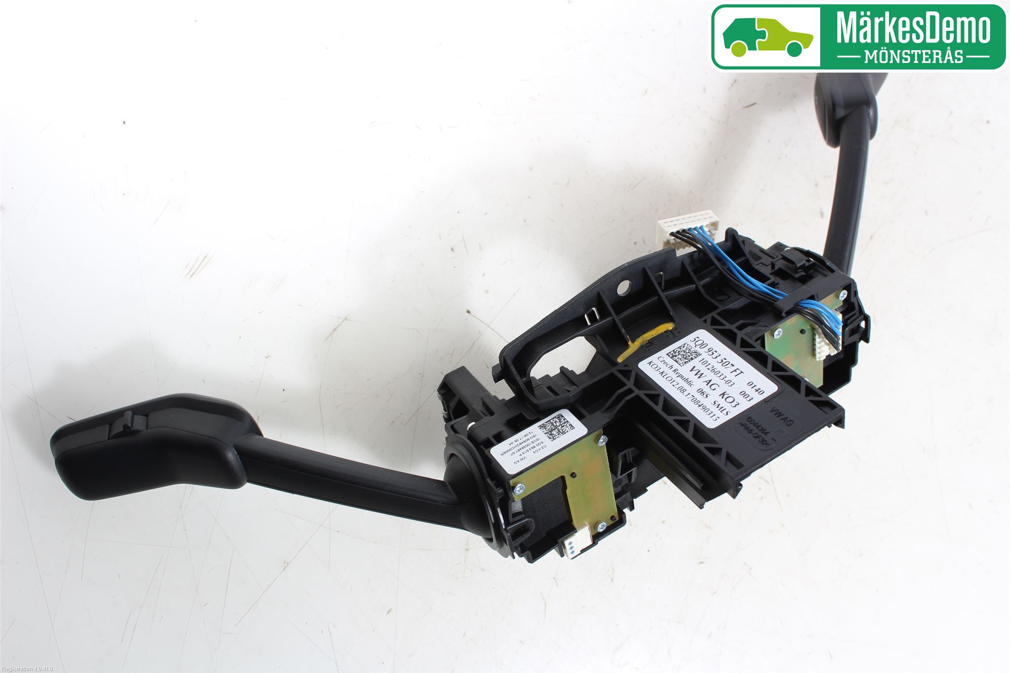 Volkswagen VW GOLF / E-GOLF VII 13-20 Spakcentral