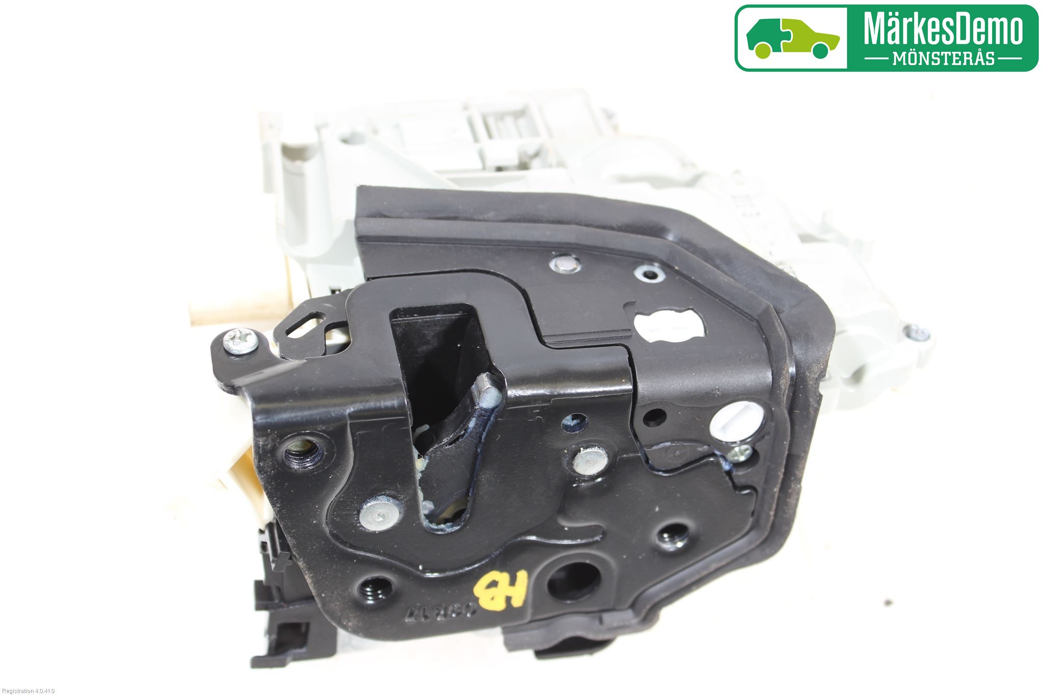 Audi A4/S4 B9 16-19 Låskista-Dörrlås