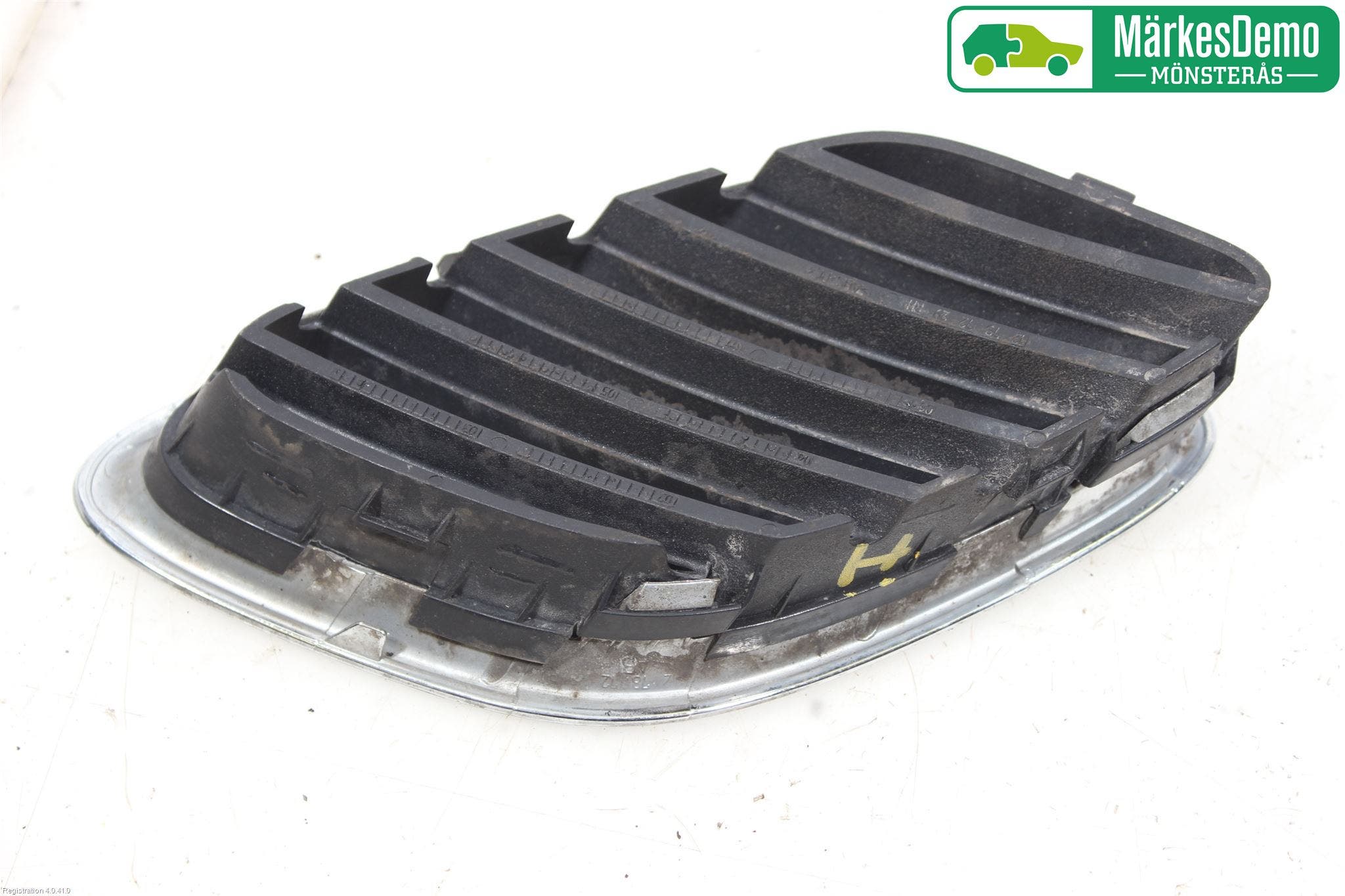 Saab 9-3 VER 2 Grilldel Höger