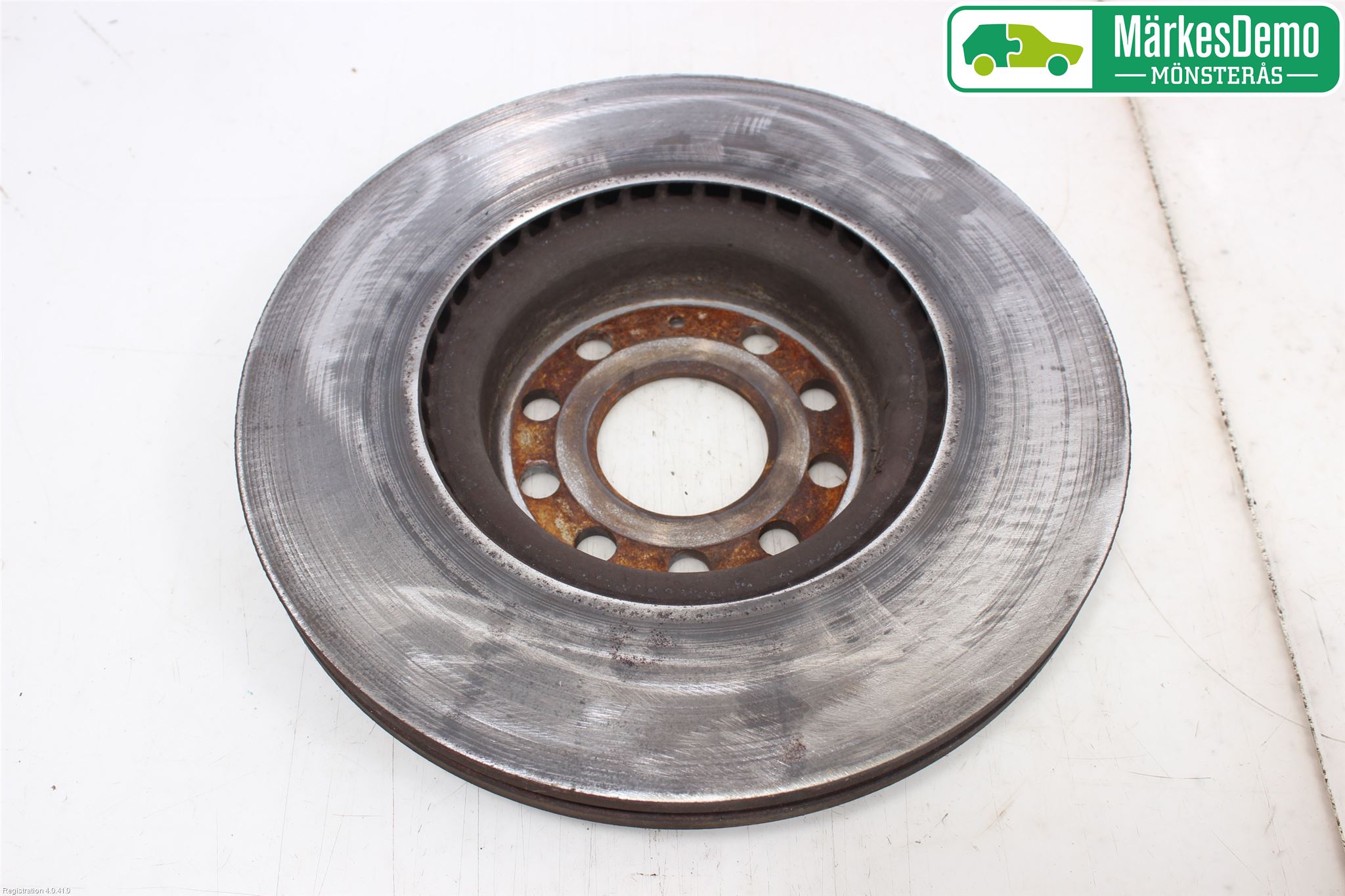 Volkswagen VW PASSAT 15-19 Bromsskiva Fram