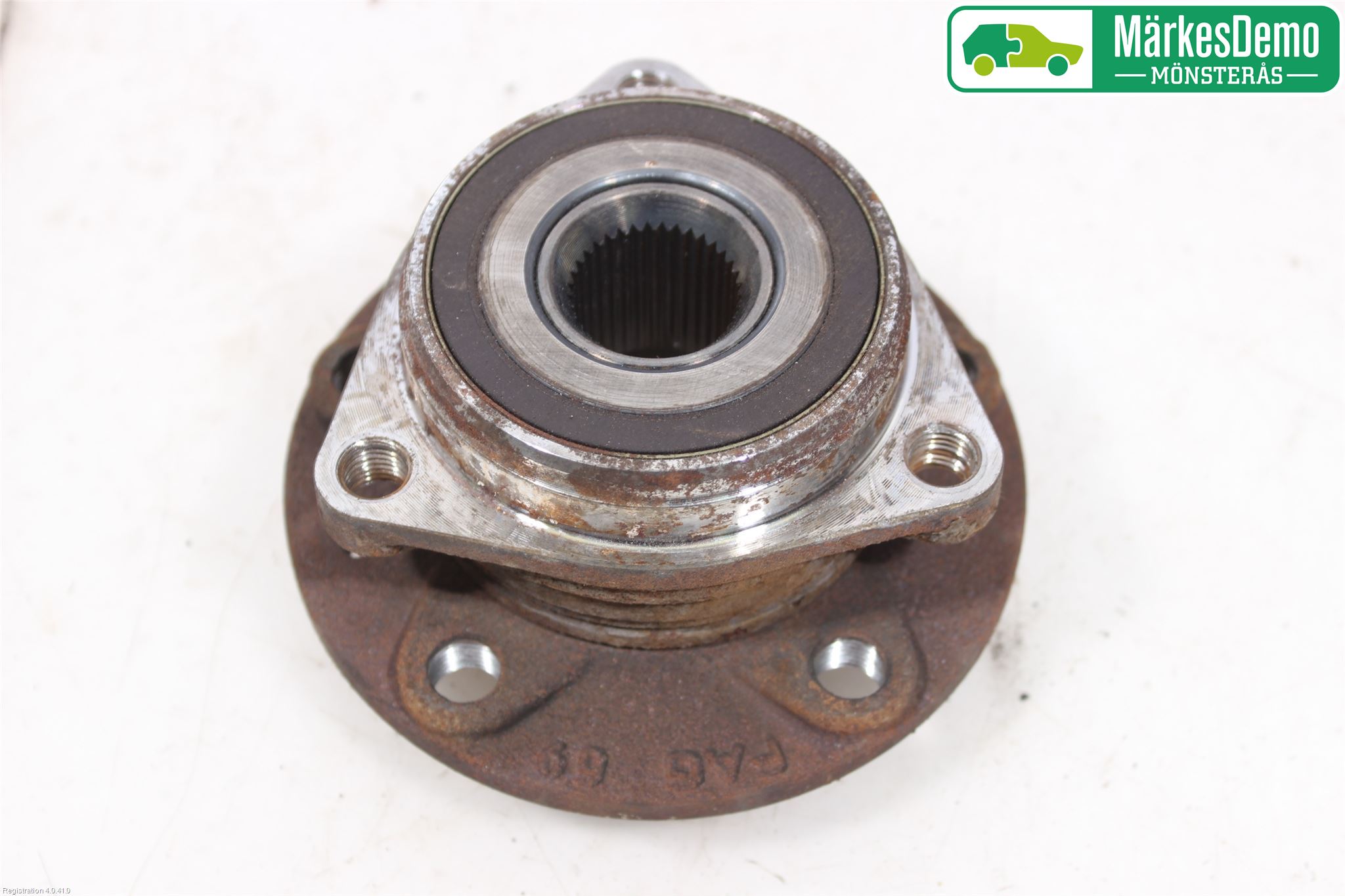 Volkswagen VW PASSAT 15-19 Nav Fram