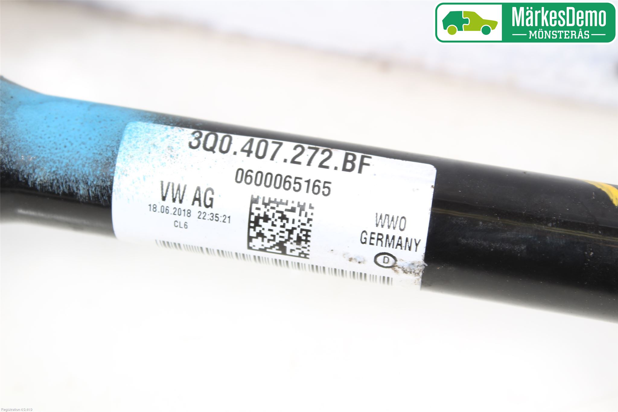Volkswagen VW TIGUAN 16-24 Drivaxel Fram Höger