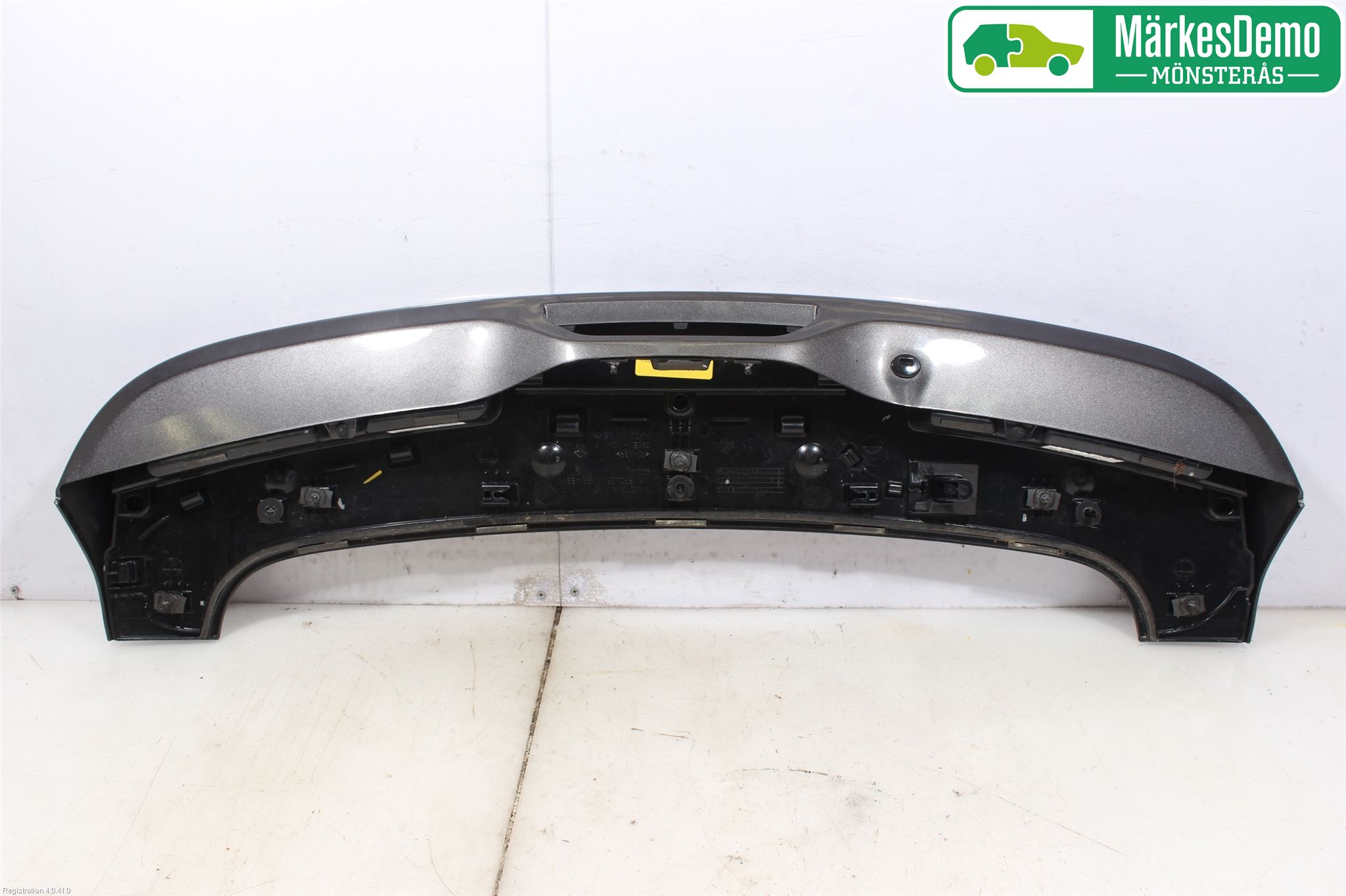 Jeep GRAND CHEROKEE 10-20 Spoiler Baklucka