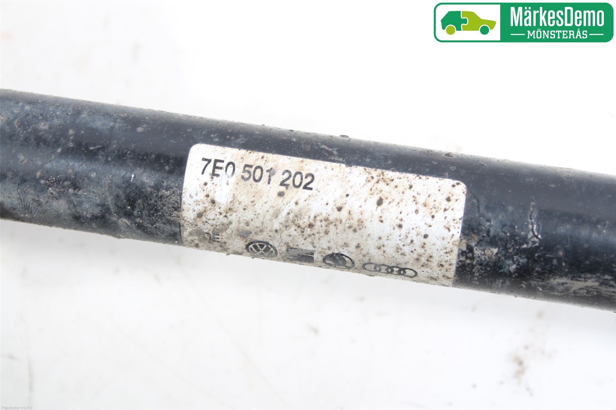 Volkswagen VW TRANSP/CARAVELLE (T5) 04-15 Drivaxel Bak Höger