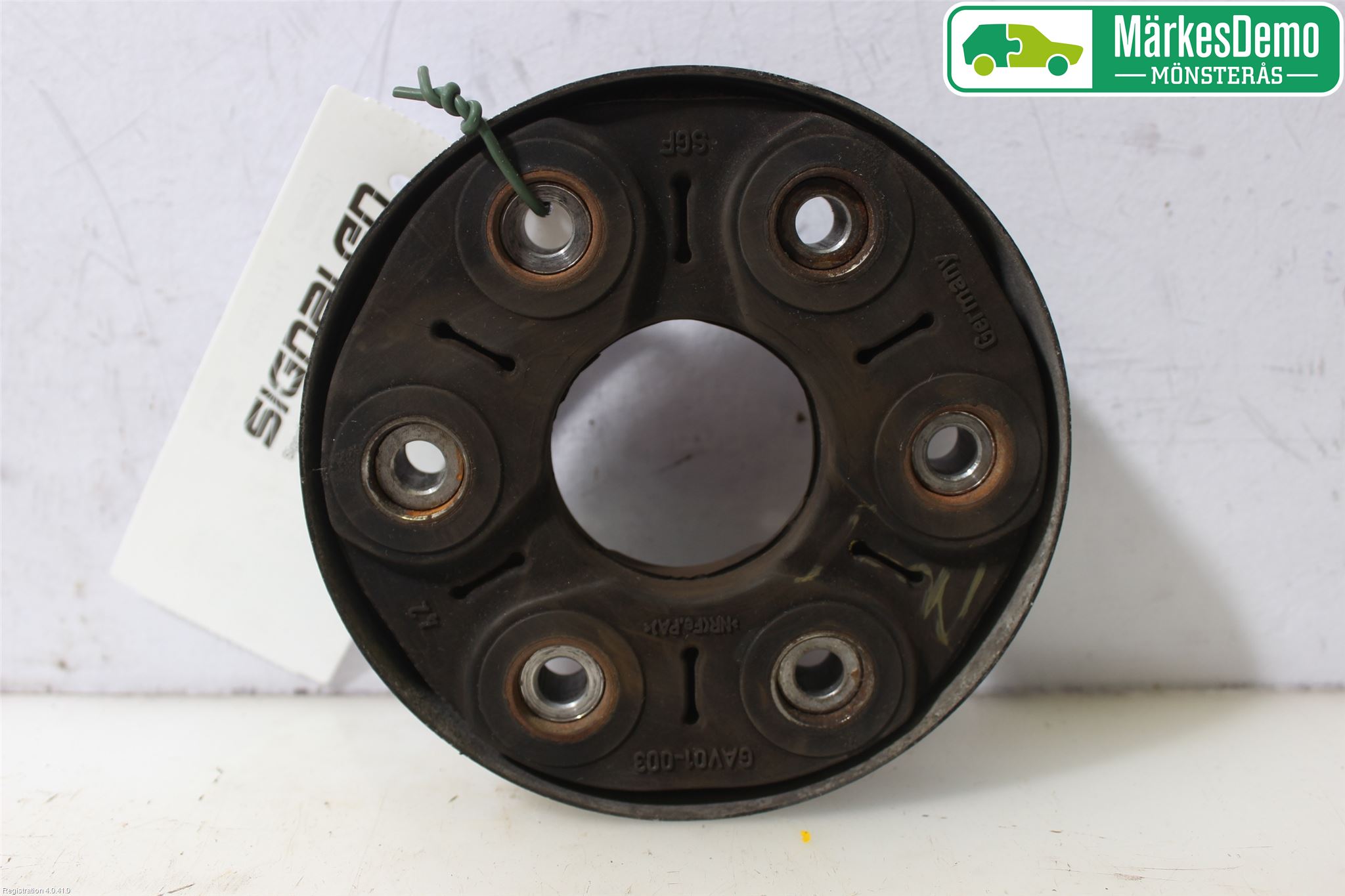Volkswagen VW PASSAT 11-14 Mellanaxel Gummiknut