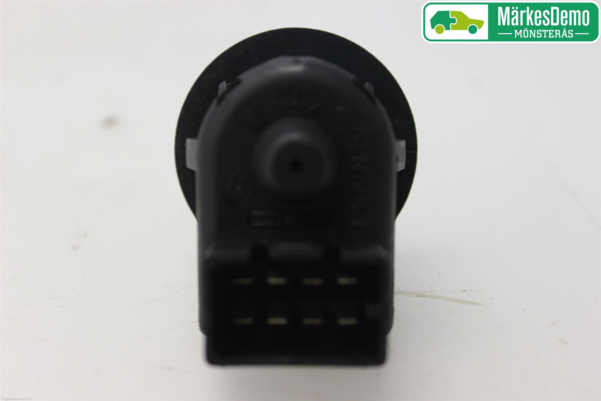 Renault CLIO III  09-12 Strömställare Spegel