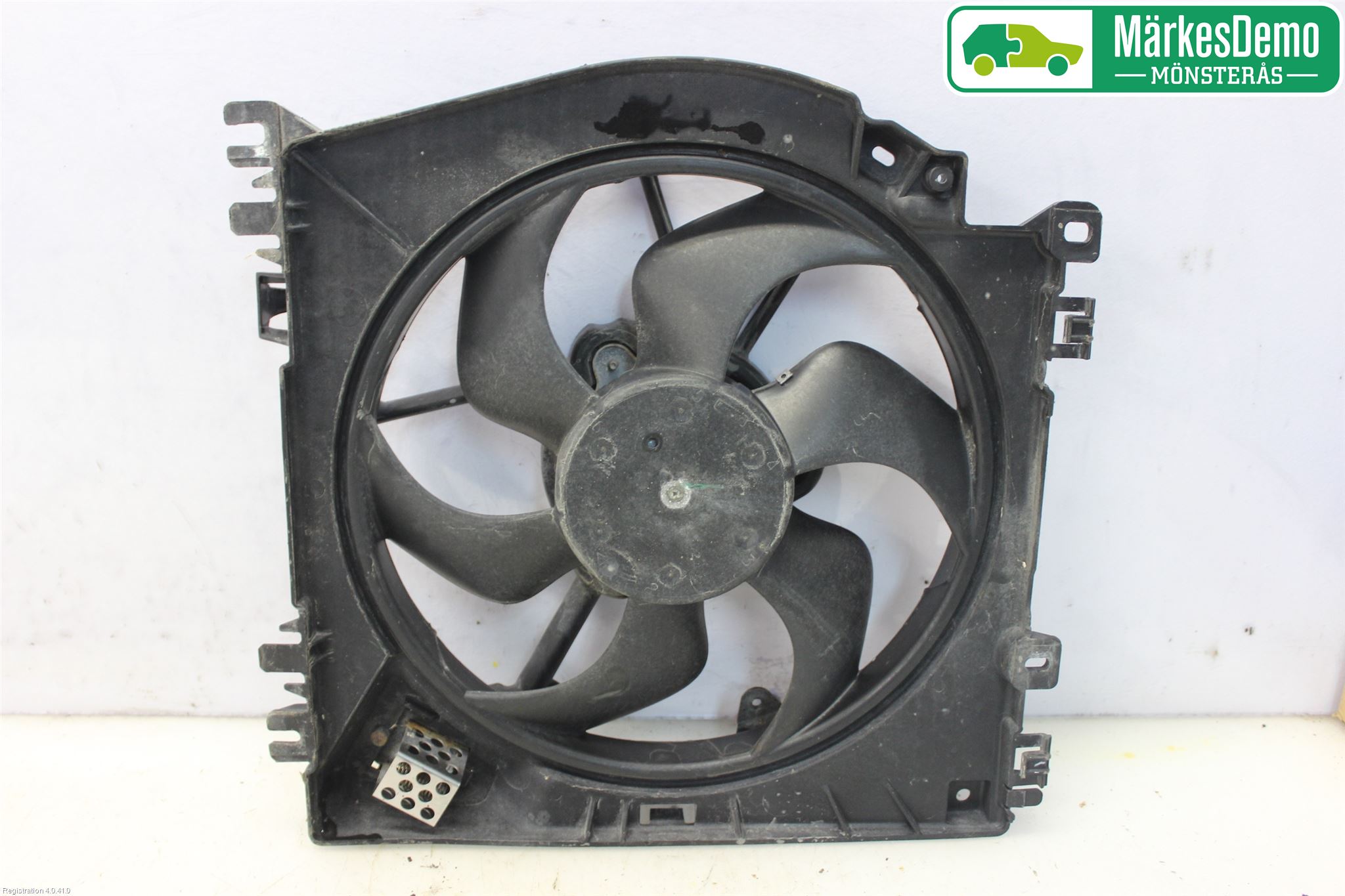 Renault CLIO III  09-12 Kylfläkt El