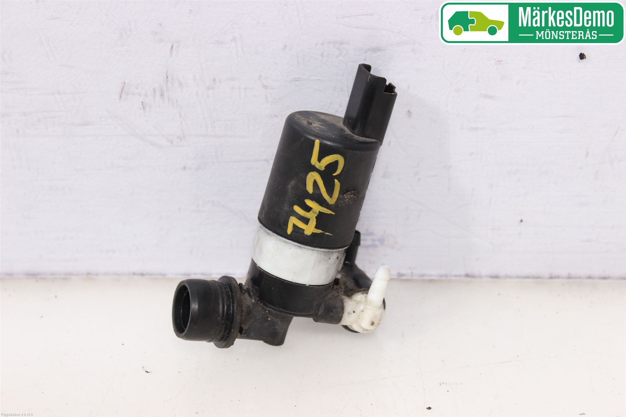 Renault MEGANE III 09-15 Spolarpump Vindruta