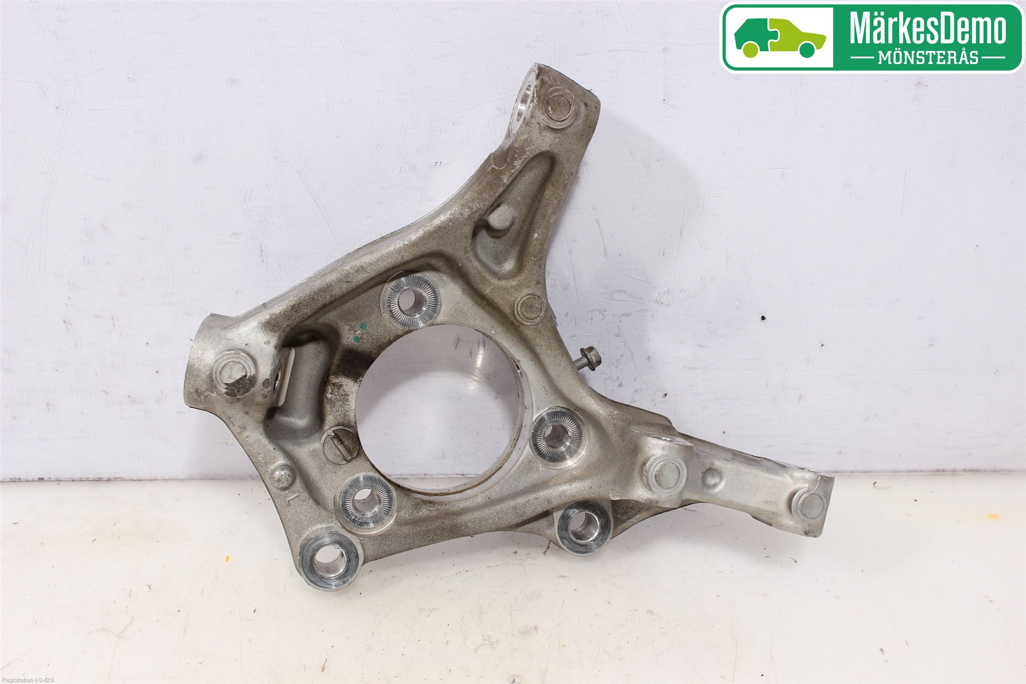 Opel ASTRA K 16-22 Styrspindel Lagerhus Vä