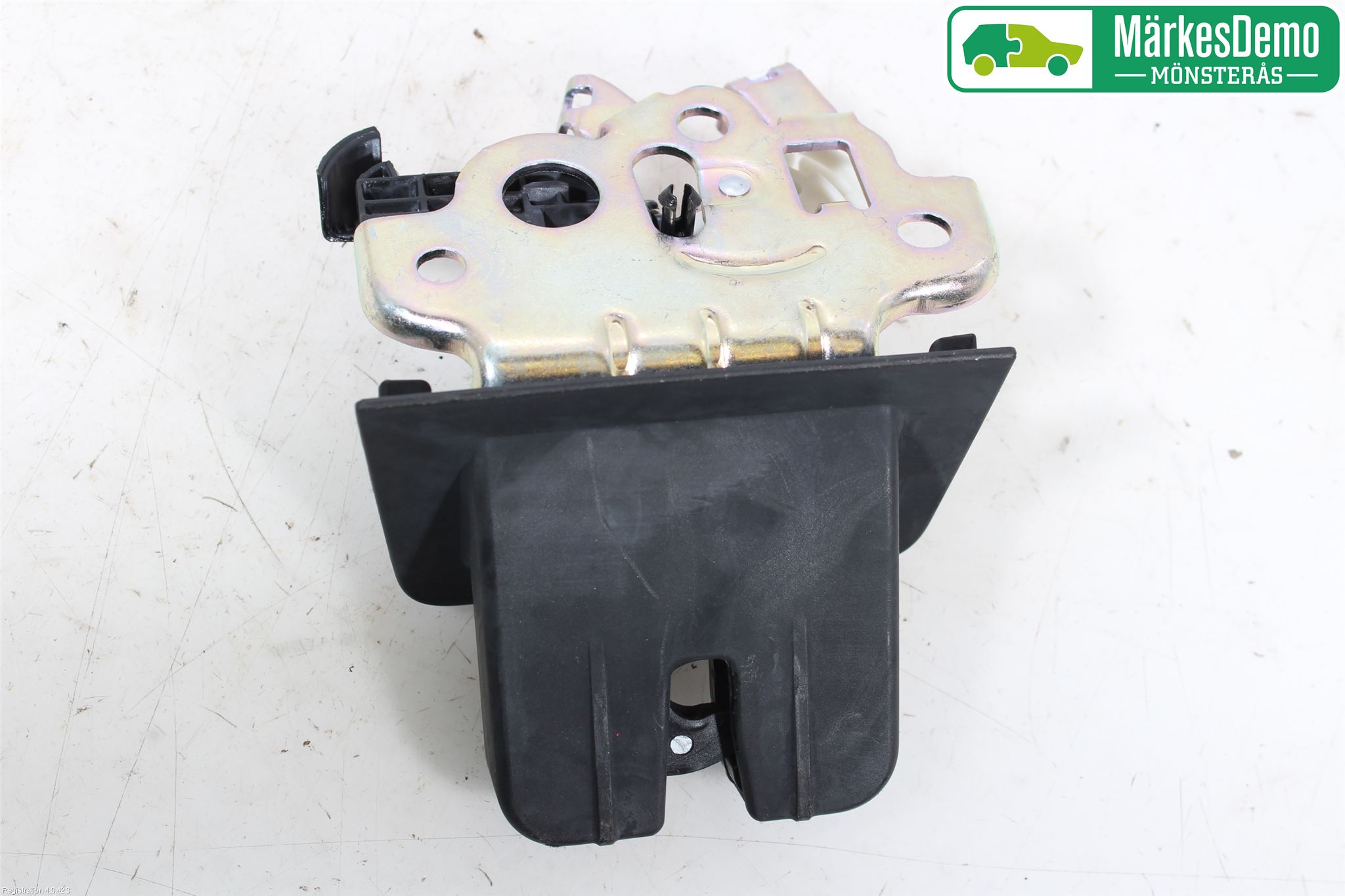 Audi A6/S6 4G 11-18 Låskista Baklucka