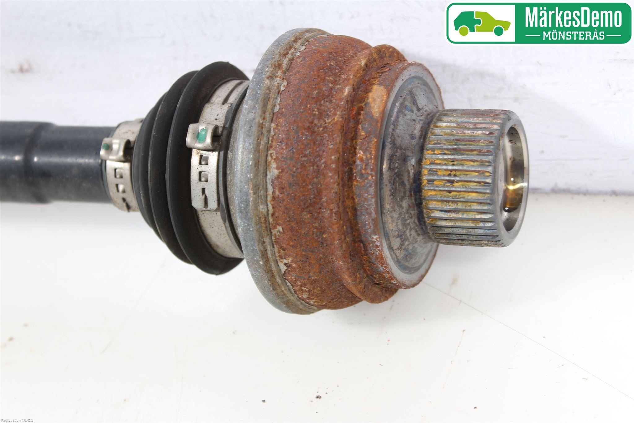 Audi A6/S6 4G 11-18 Drivaxel Bak Vänster