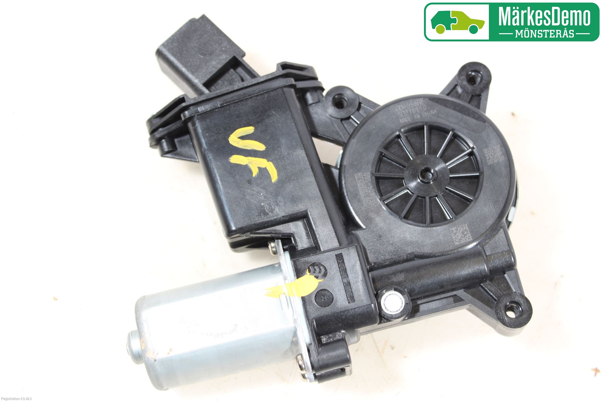 Opel ASTRA K 16-22 Fönsterhissmotor