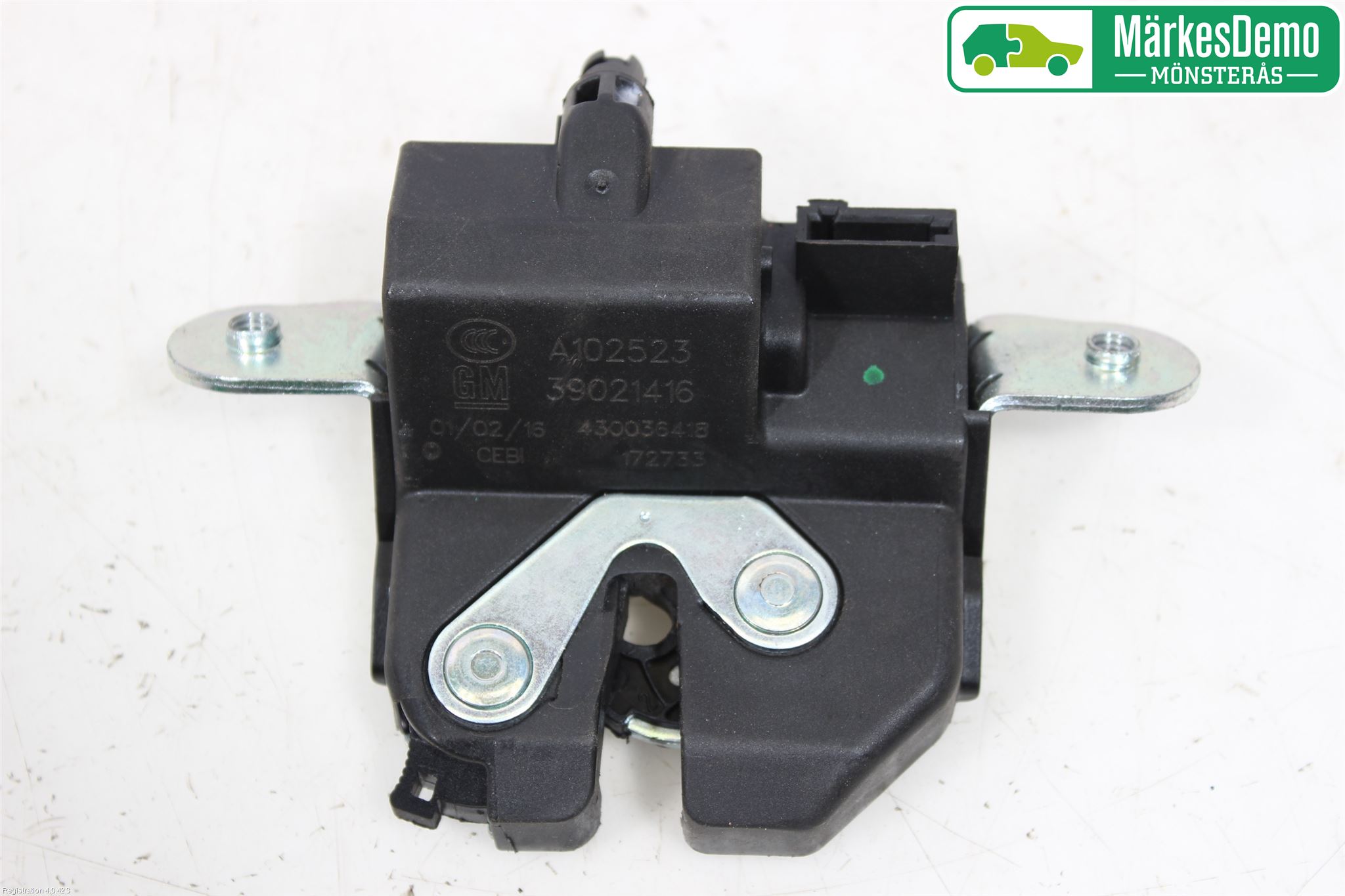 Opel ASTRA K 16-22 Låskista Baklucka