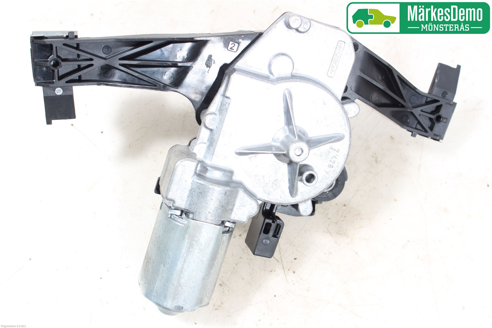 Opel CORSA E 15-19 Torkarmotor Baklucka