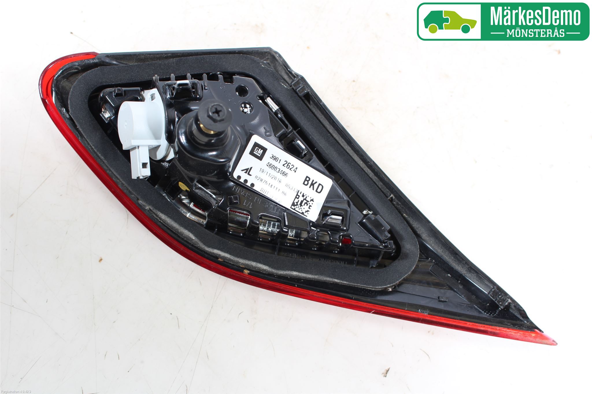 Opel CORSA E 15-19 Bakljus Lucka Hö