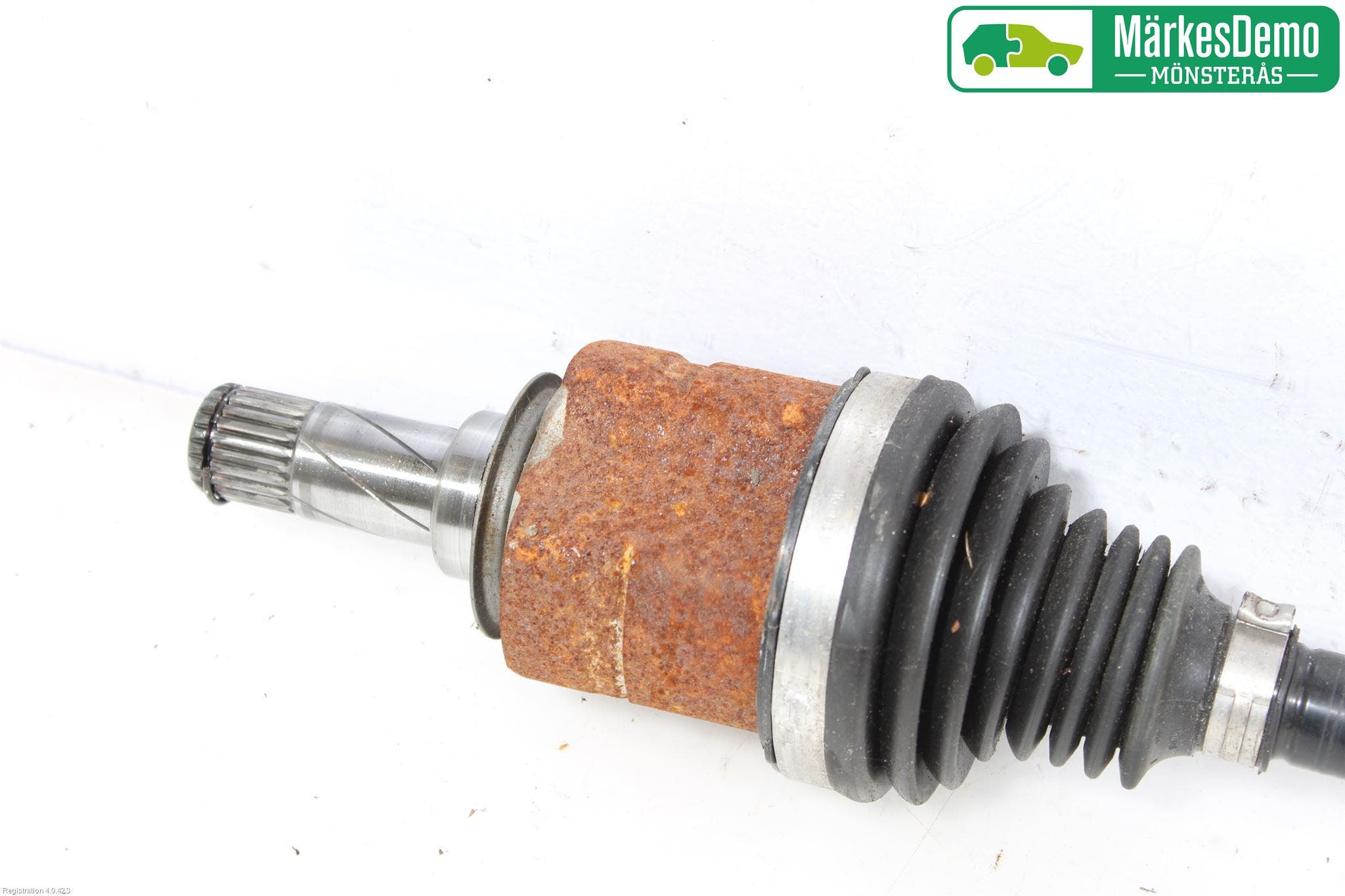 Opel CORSA E 15-19 Drivaxel Fram Höger